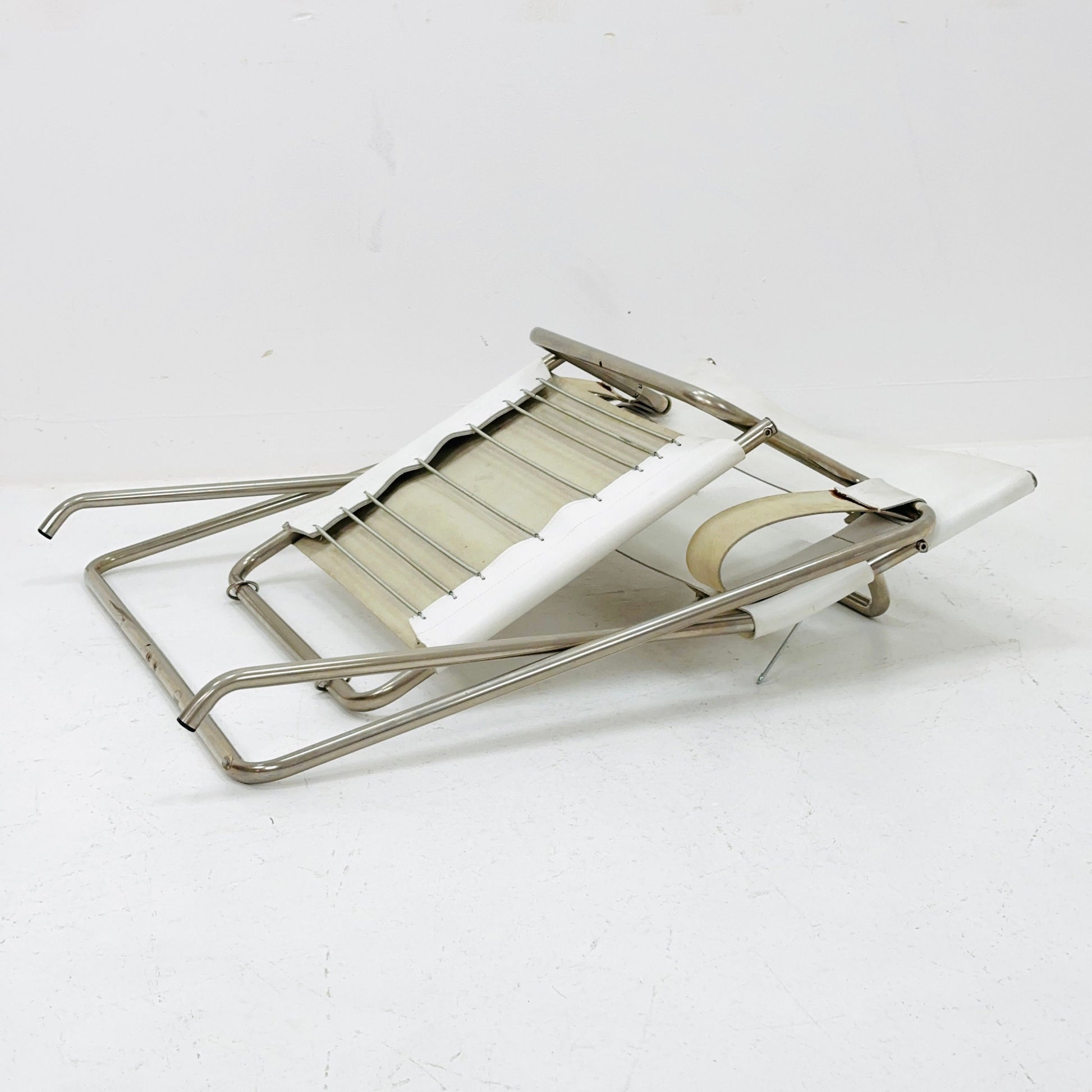 Mid century Folding Bauhaus D4 leather armchair by Marcel Breuer for Tecta, 1960s