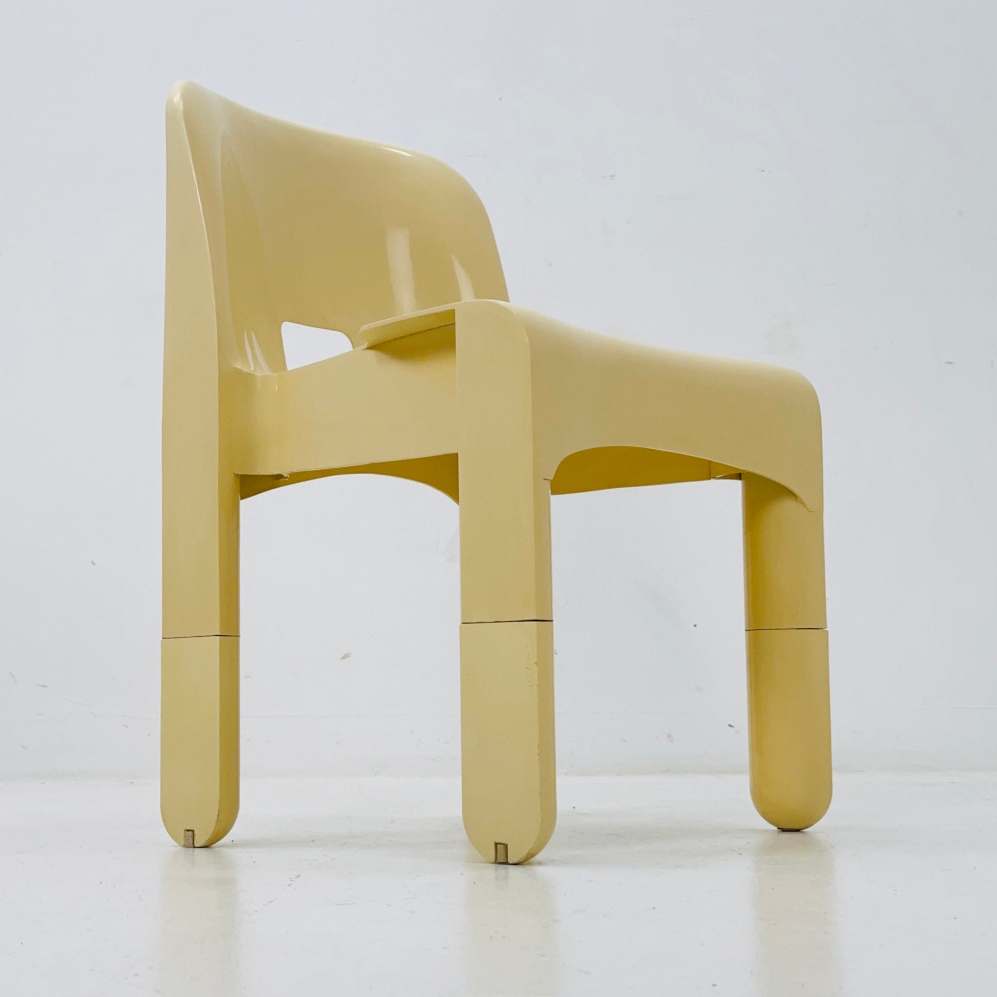 Mid century Universale chair model 860-861 by Joe Colombo for Kartell 1965