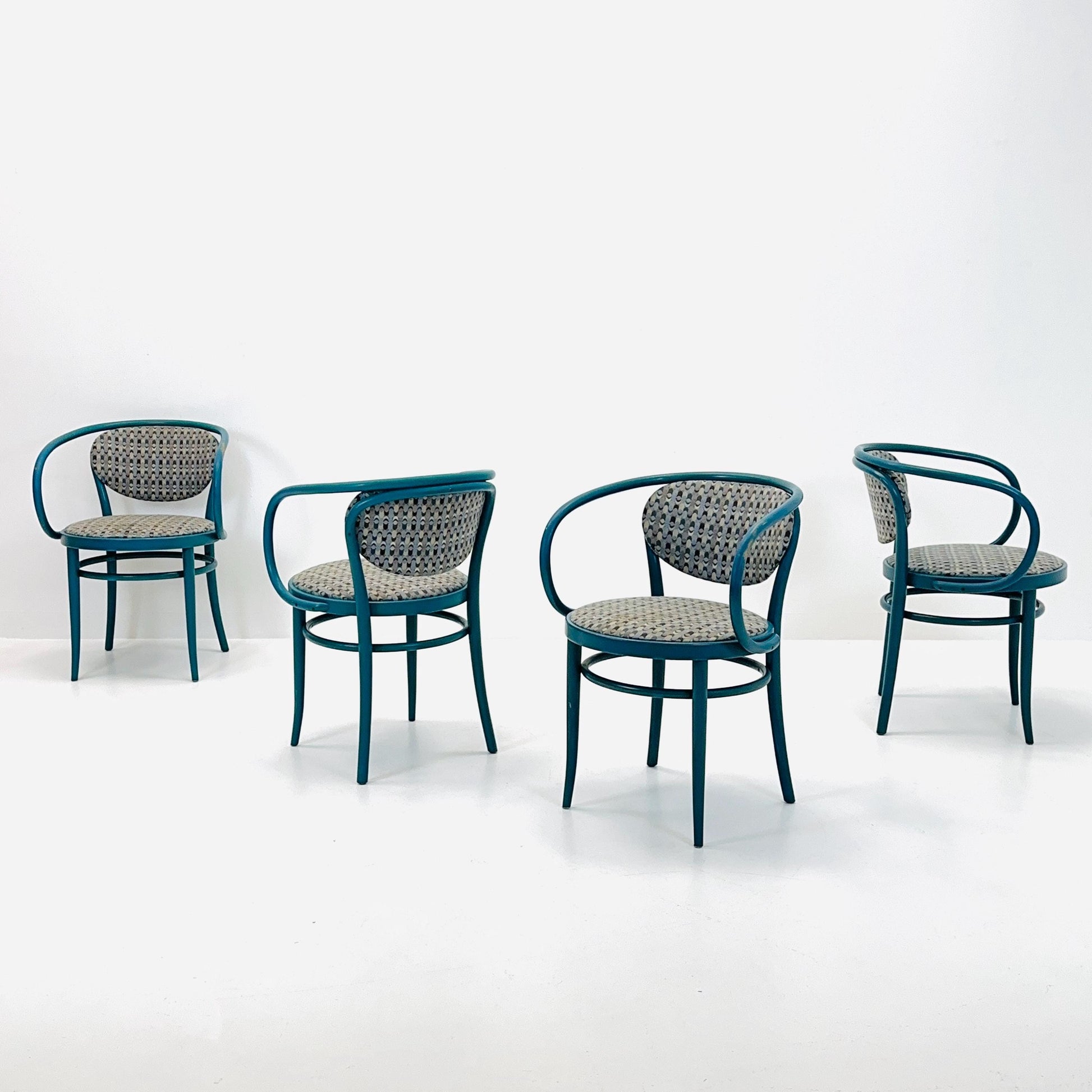Mid century set of 4 Thonet 210 P model Dining Chairs - 1960s