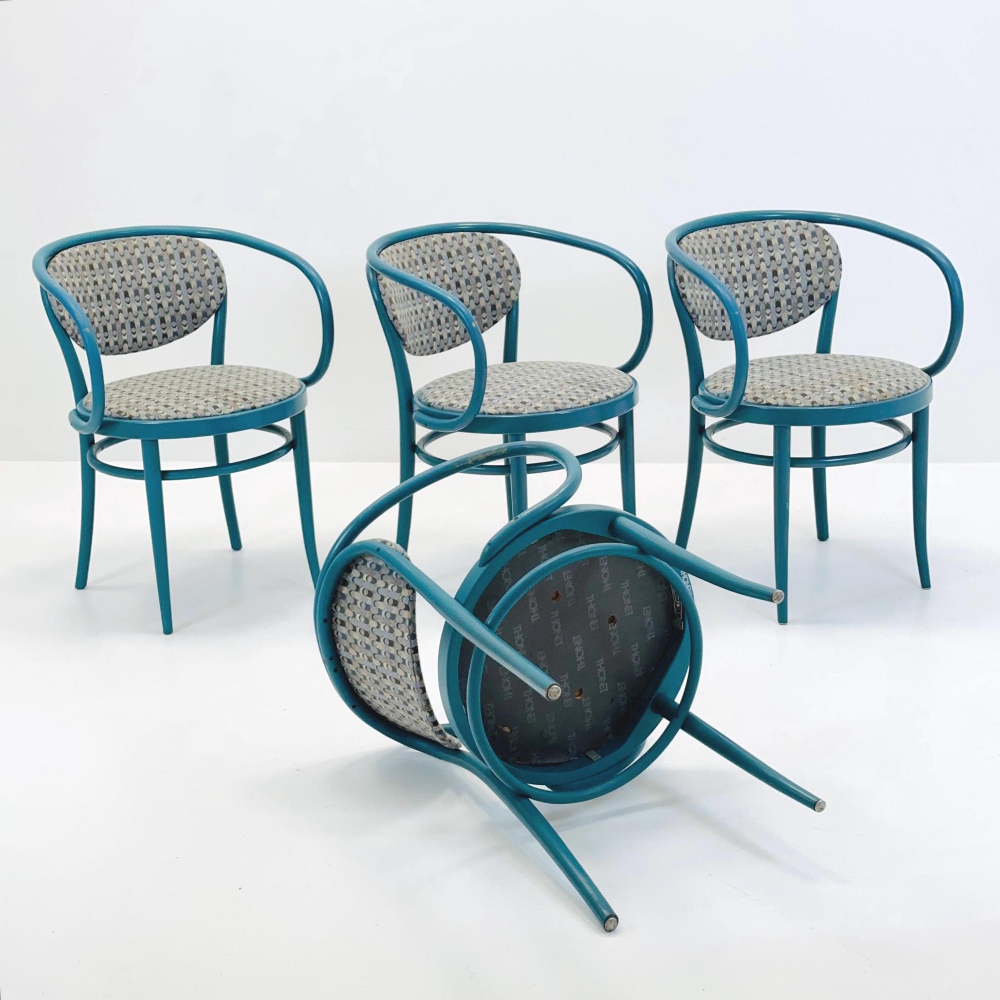 Mid century set of 4 Thonet 210 P model Dining Chairs - 1960s