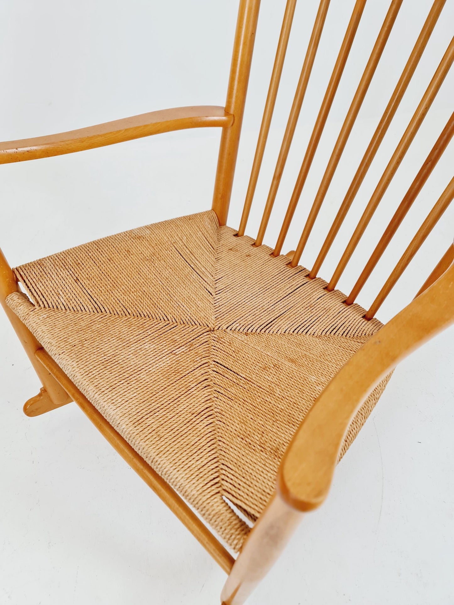 Mid century Scandinavian Rocking Chair by Hans J.Wegner for Juul FDB , 1966s