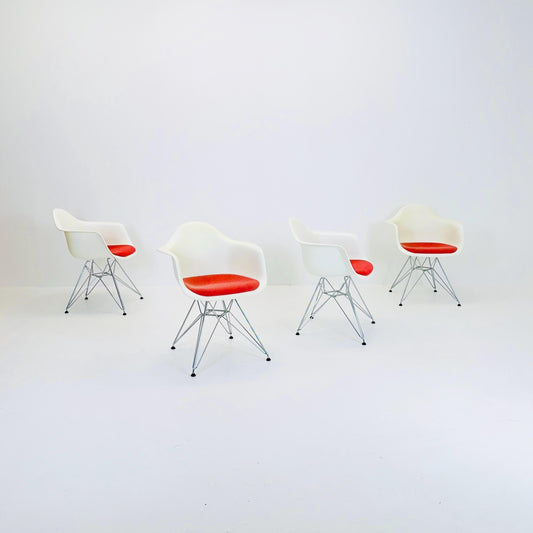 Set of 4 DAR armchair by Charles & Ray Eames for Vitra Germany