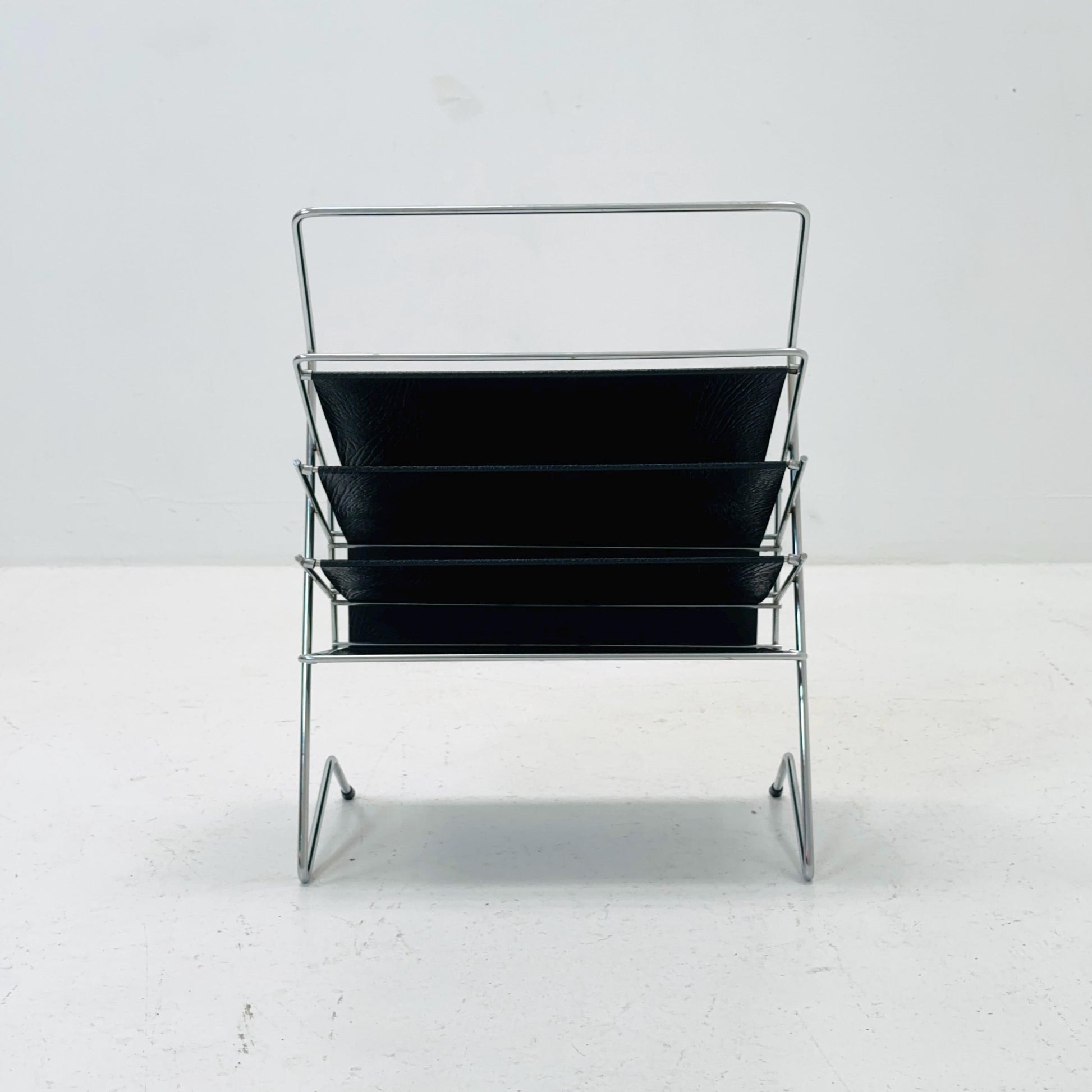 Mid-Century bauhaus Minimalist stand Magazine Rack, 1960s
