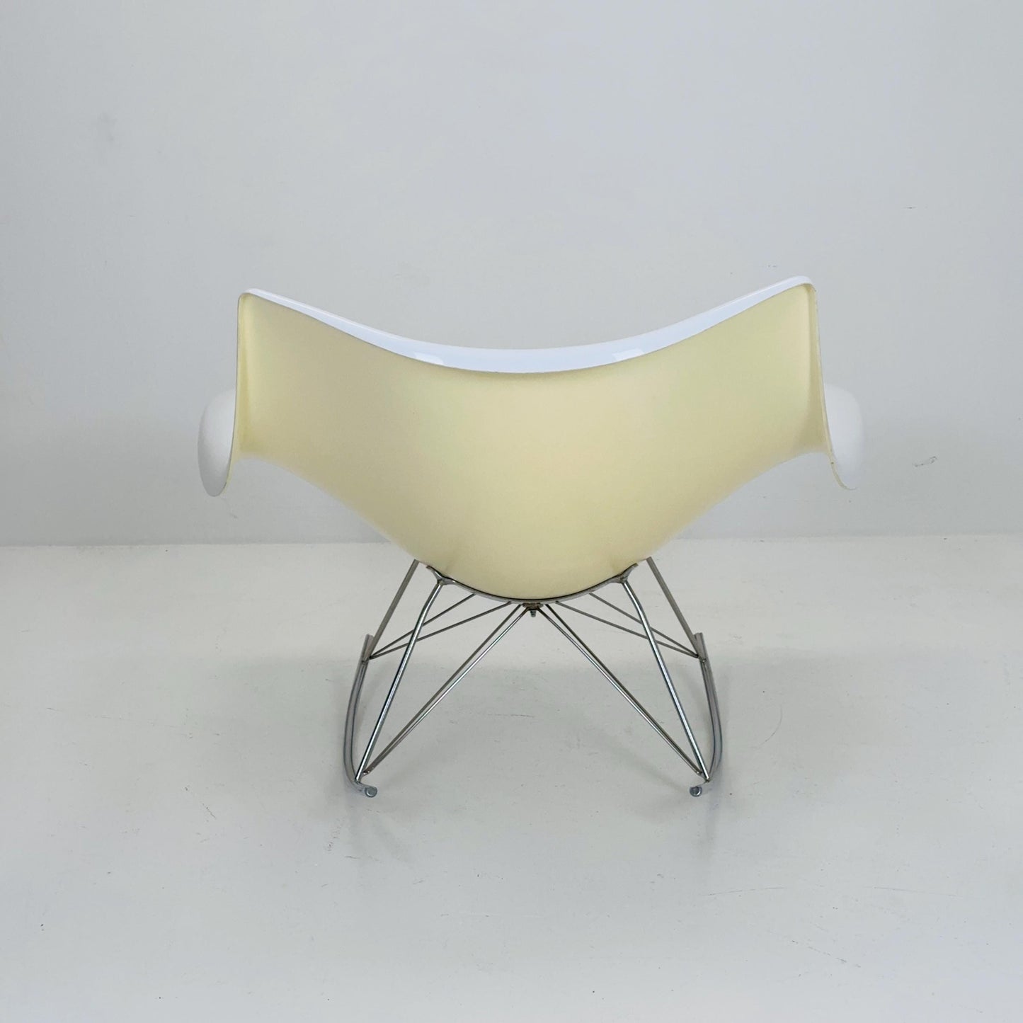 Thomas Pedersen “Stingray” Lounge Chair for Fredericia – Iconic Modern Scandinavian Rocking Chair