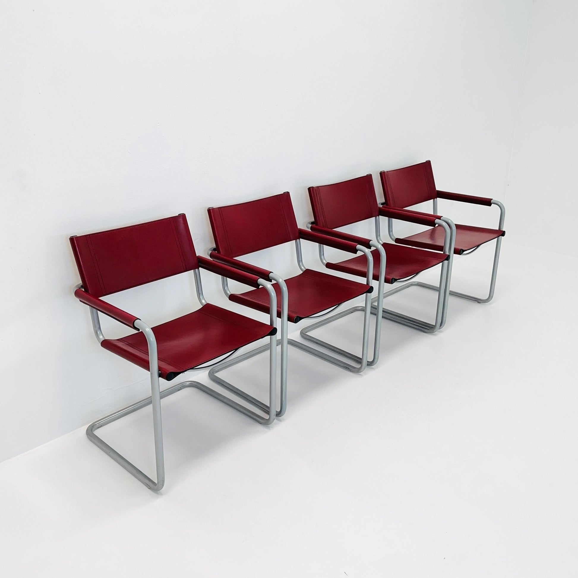 set of 4 mid century Mg5 leather cantilevered chairs for Mart Stam by Matteo Grassi italy 1980s