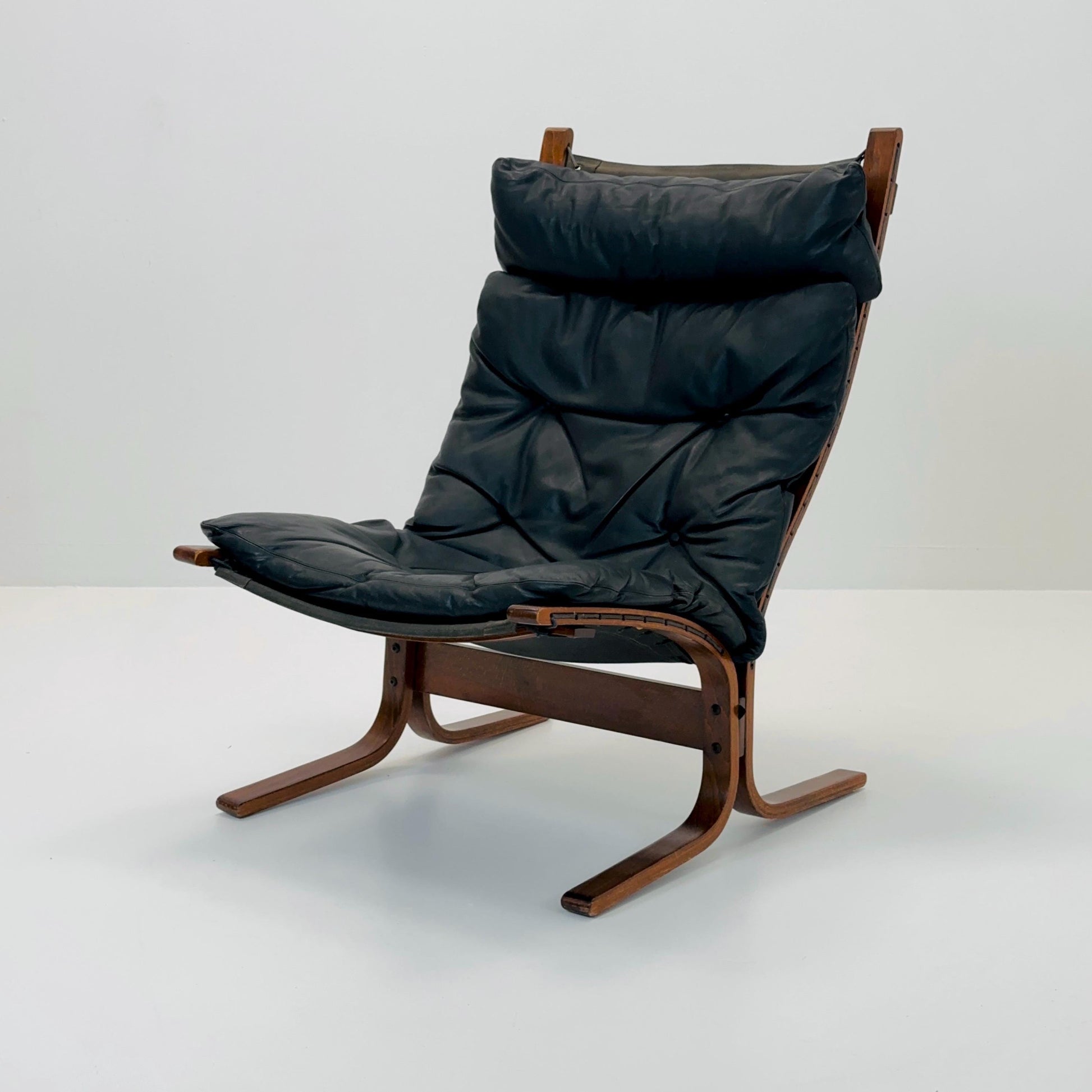 Mid century armchair “Siesta” by Ingmar Relling, Westnofa Furniture, Norway. 1960s