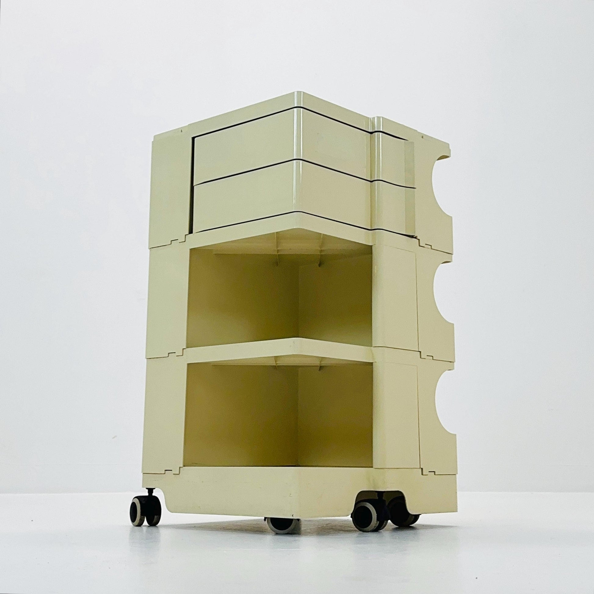 Space Age Boby storage trolley by Joe Colombo for Bieffeplast Italy 1970s