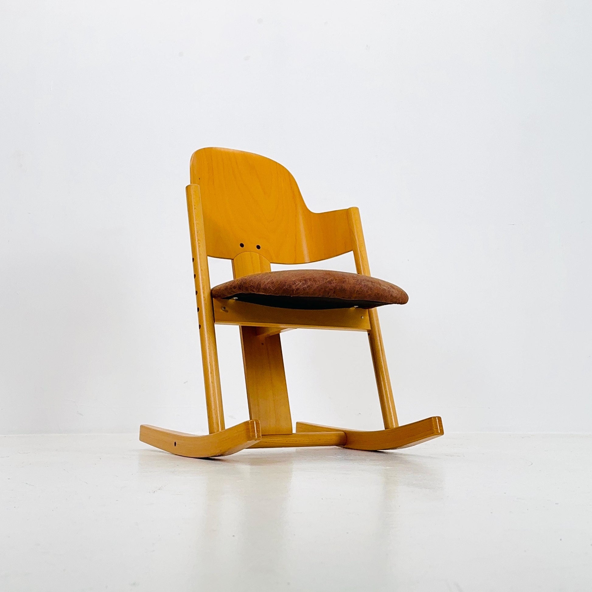 Vintage Moizi Rocking Chair – Ergonomic German Design with Natural Wood Finish, 1990s