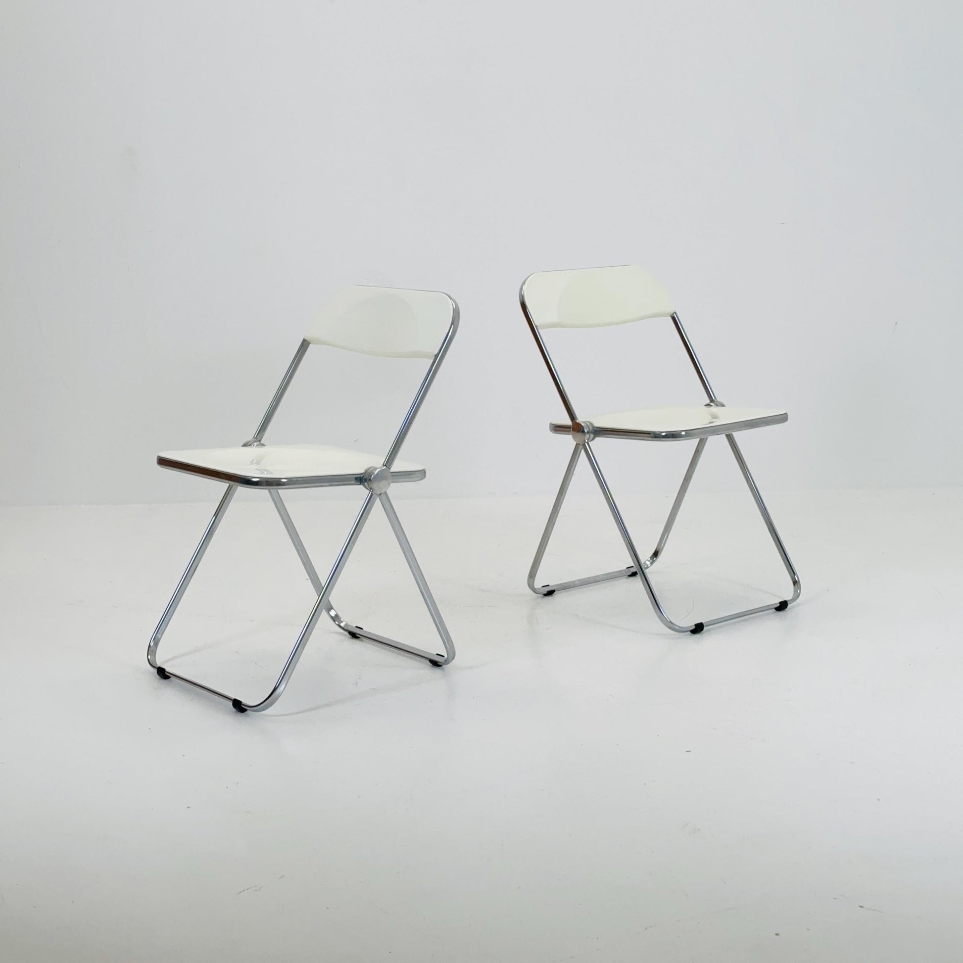 Set of 2 vintage Italian Plia Folding Chairs by Giancarlo Piretti for Castelli, 1970s