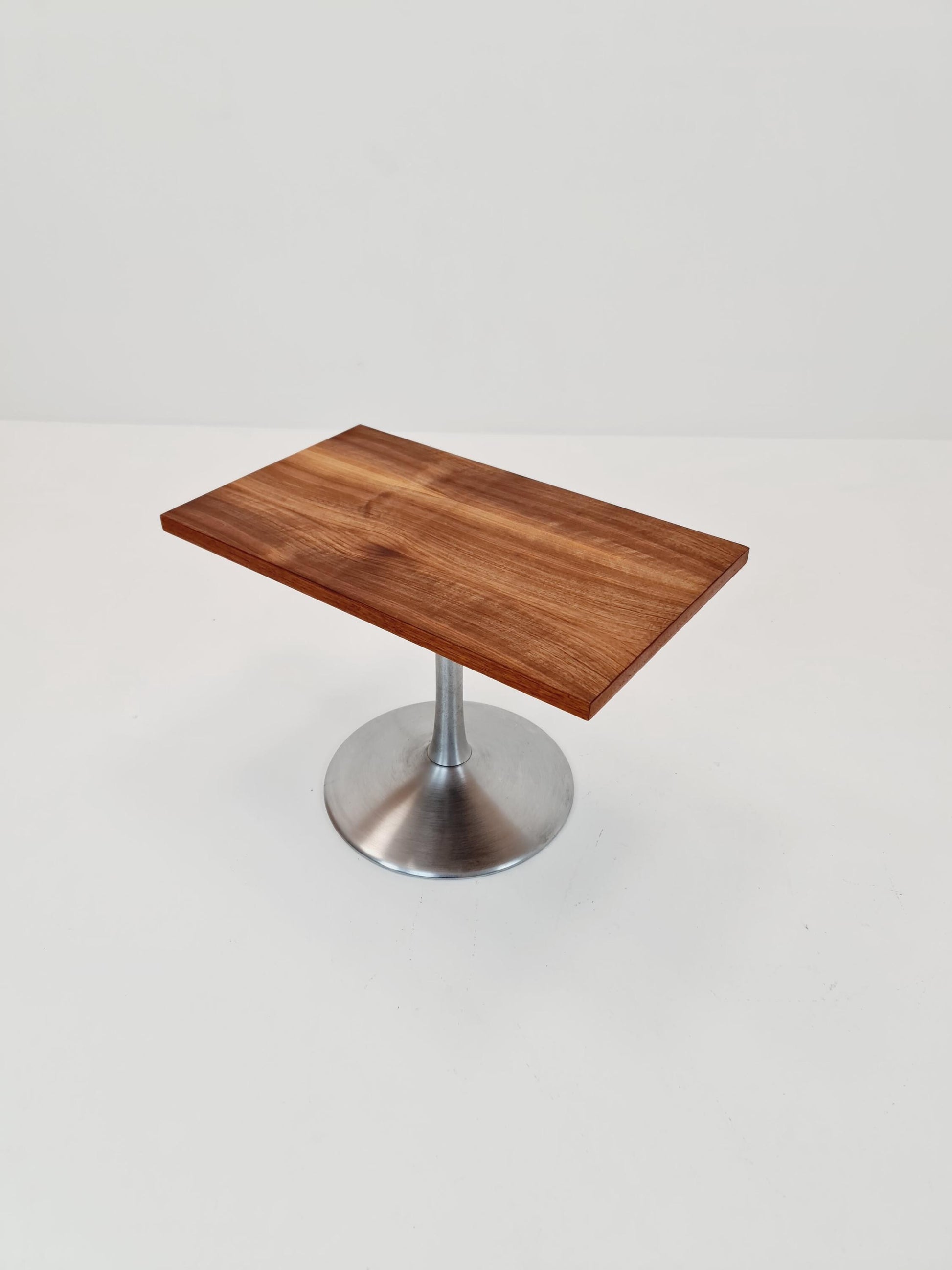 Midcentury German walntut revolving coffee table with tulip Base, 1970s