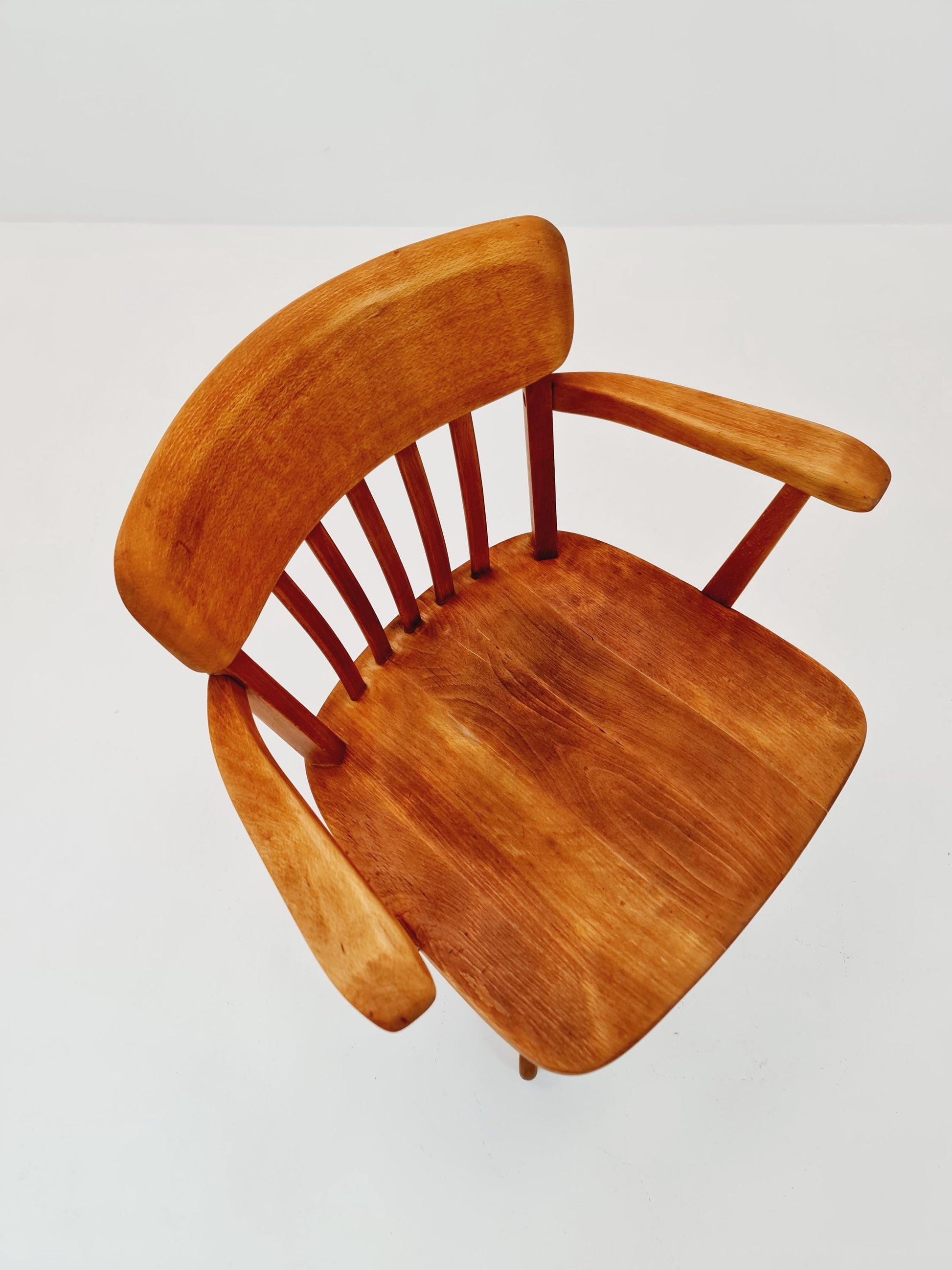 Bauhaus swivel office Armchair in solid wood By stollgiroflex 1930s
