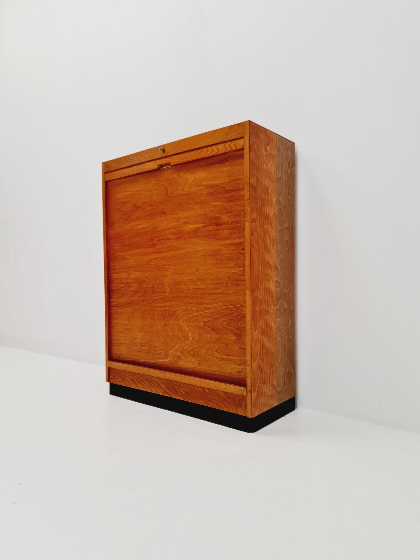 Bauhaus German roll document cabinet Wood by Koncord Möbel , 1930s