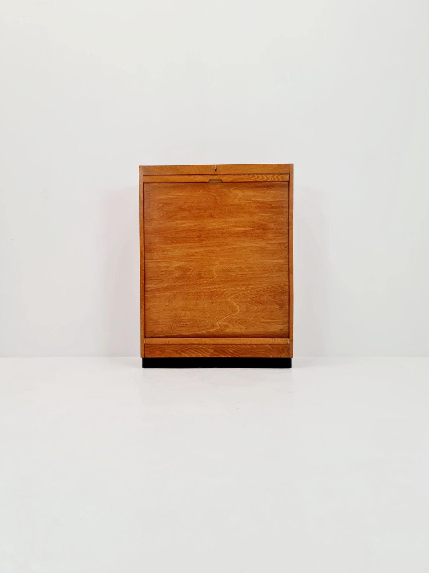 Bauhaus German roll document cabinet Wood by Koncord Möbel , 1930s