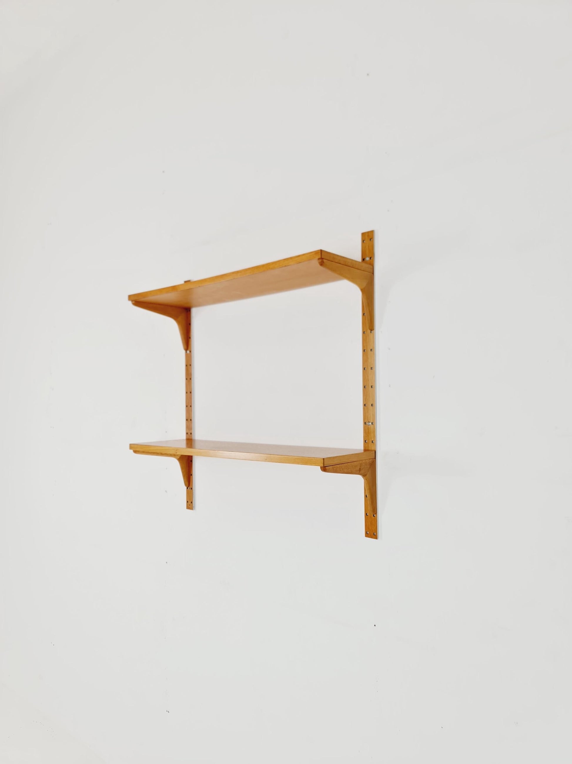 Danish modern Oak shelving system by Hansen & Guldborg Mobler, Denmark, 1960s