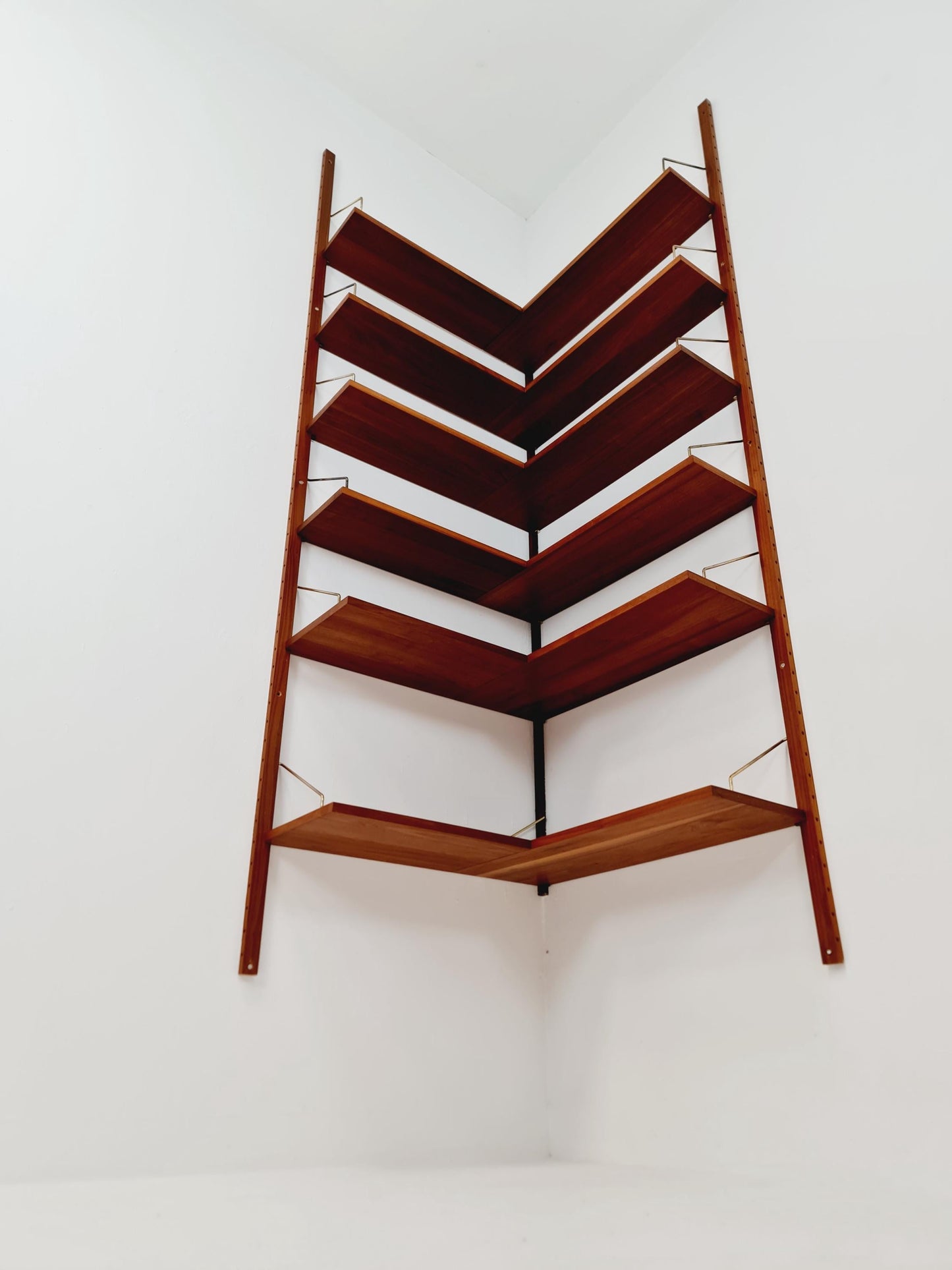 Midcentury Danish walnut Corner Wall-Mounted Shelving Unit, by Royal for Poul Cadovius, 1960s