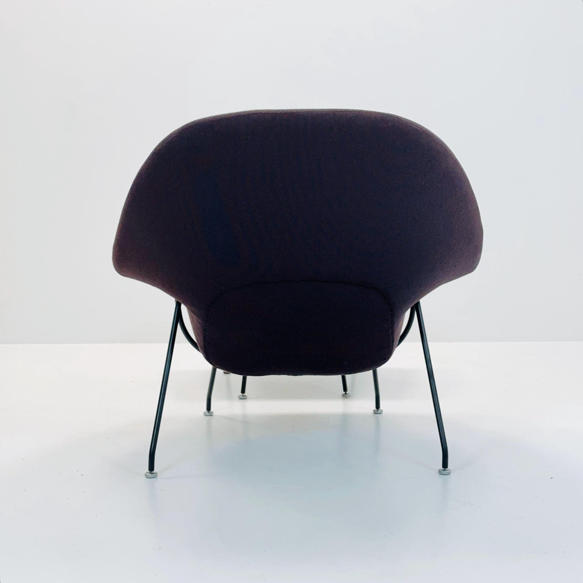 Mid century “Womb” easy lounge chair by Eero Saarinen for Knoll , 1960s