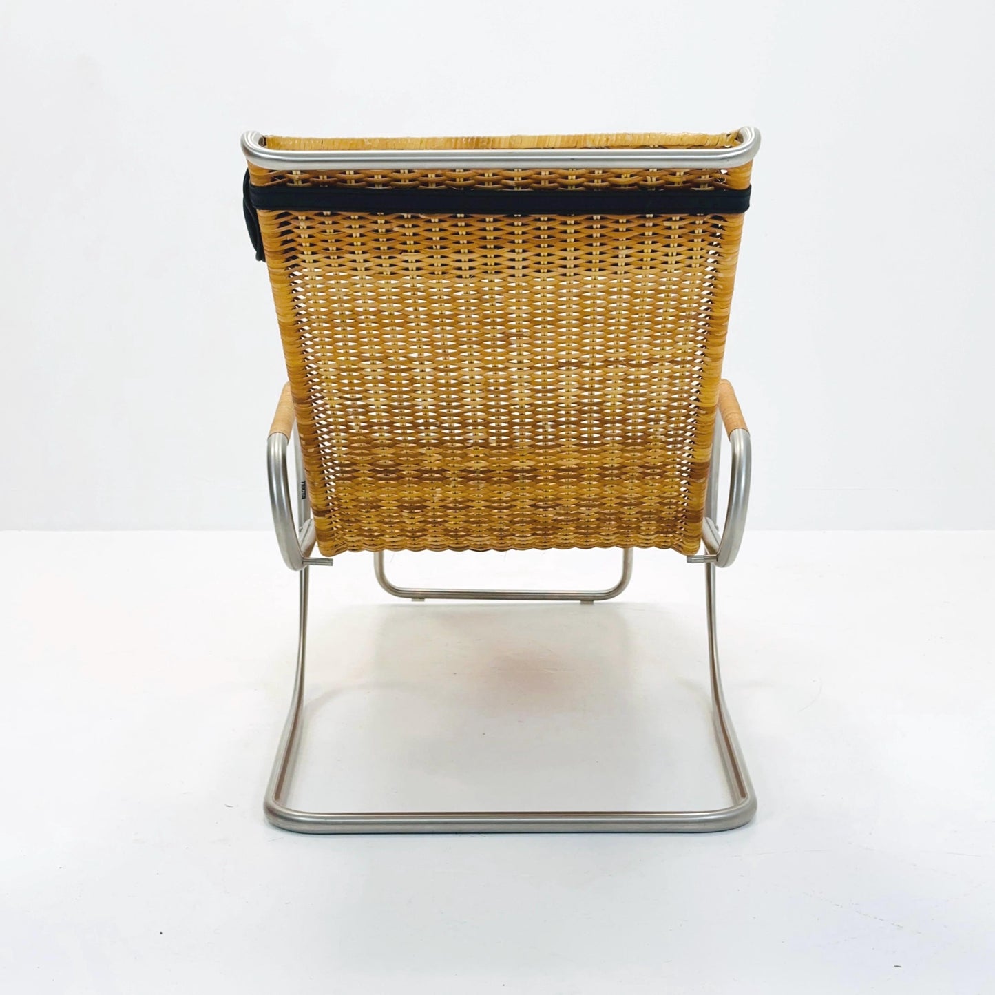 Mid century Bauhaus Tecta D43 Lounge Chair by Mart Stam, 1980 - Rattan & Chrome Cantilever Chaise with Headrest