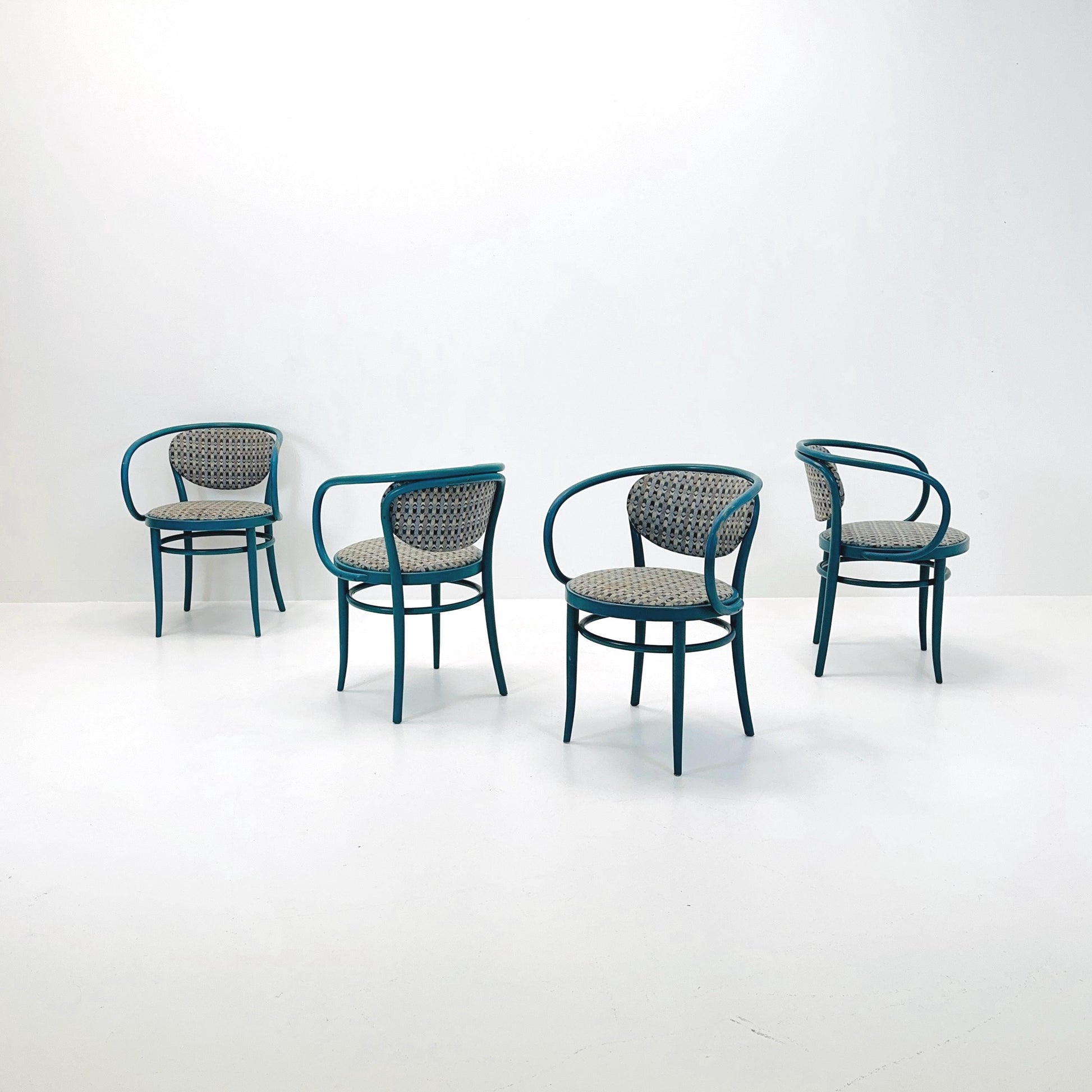 Mid century set of 4 Thonet 210 P model Dining Chairs - 1960s