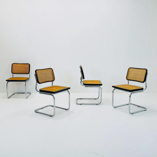 Set of 4 Mid Century Cantilever Cesca Chair by Marcel Breuer / Bauhaus Design / 1980s Italy