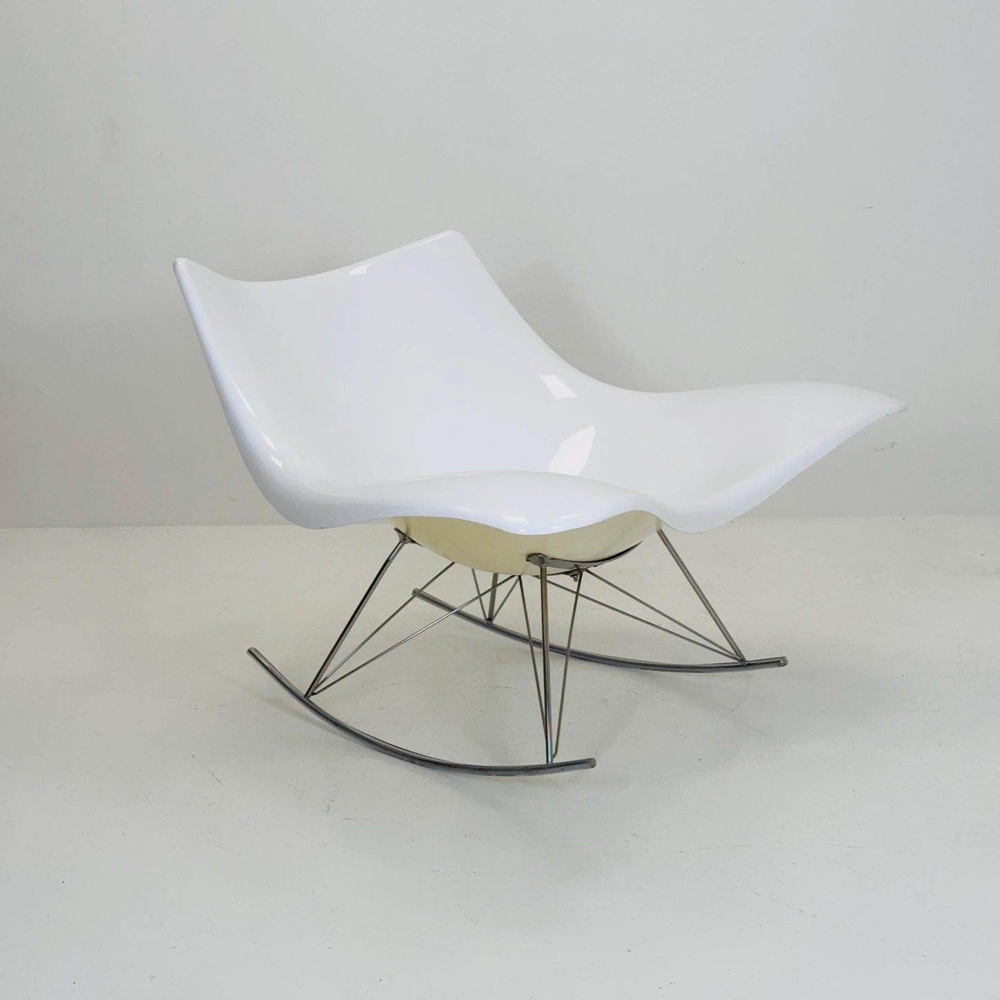 Thomas Pedersen “Stingray” Lounge Chair for Fredericia – Iconic Modern Scandinavian Rocking Chair