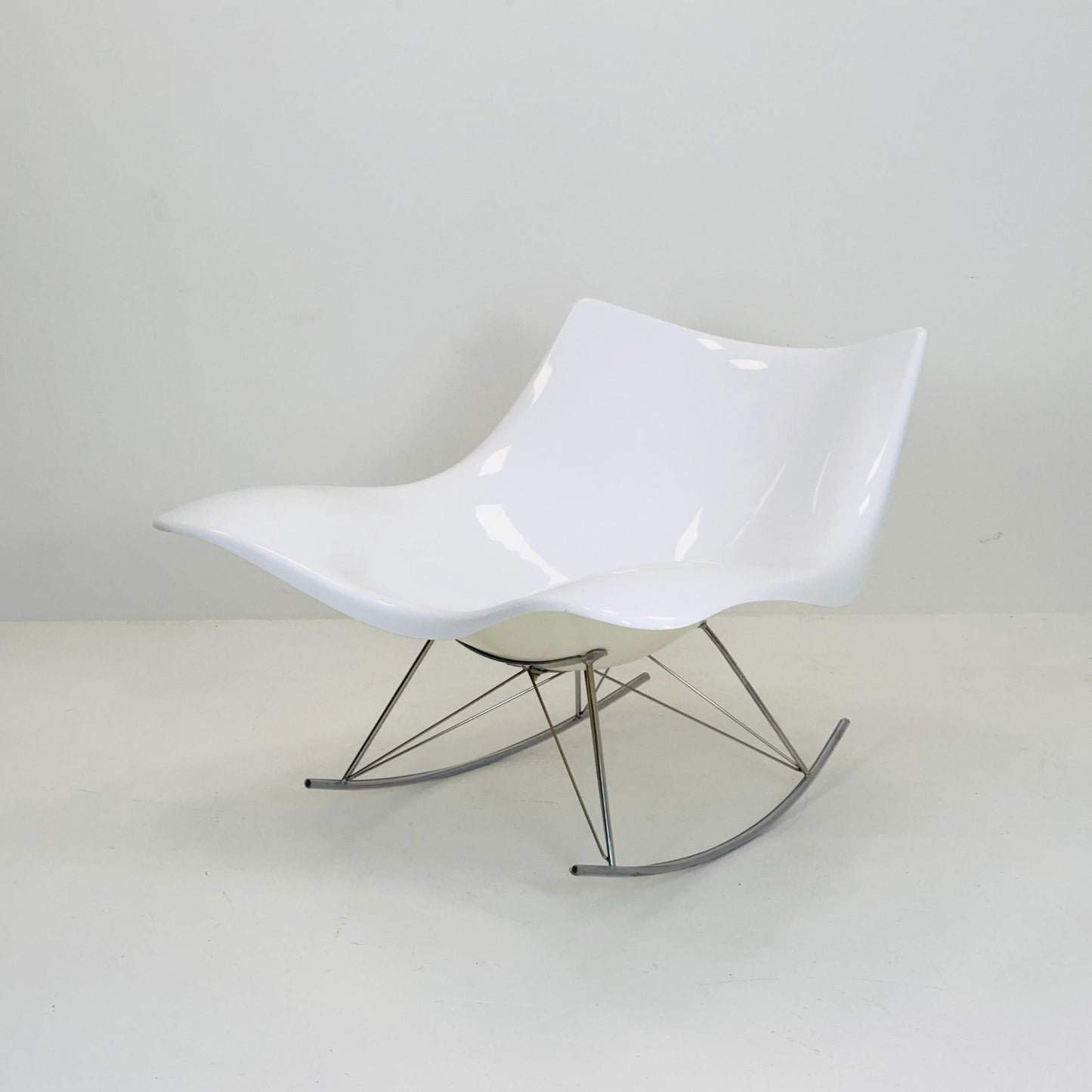 Thomas Pedersen “Stingray” Lounge Chair for Fredericia – Iconic Modern Scandinavian Rocking Chair