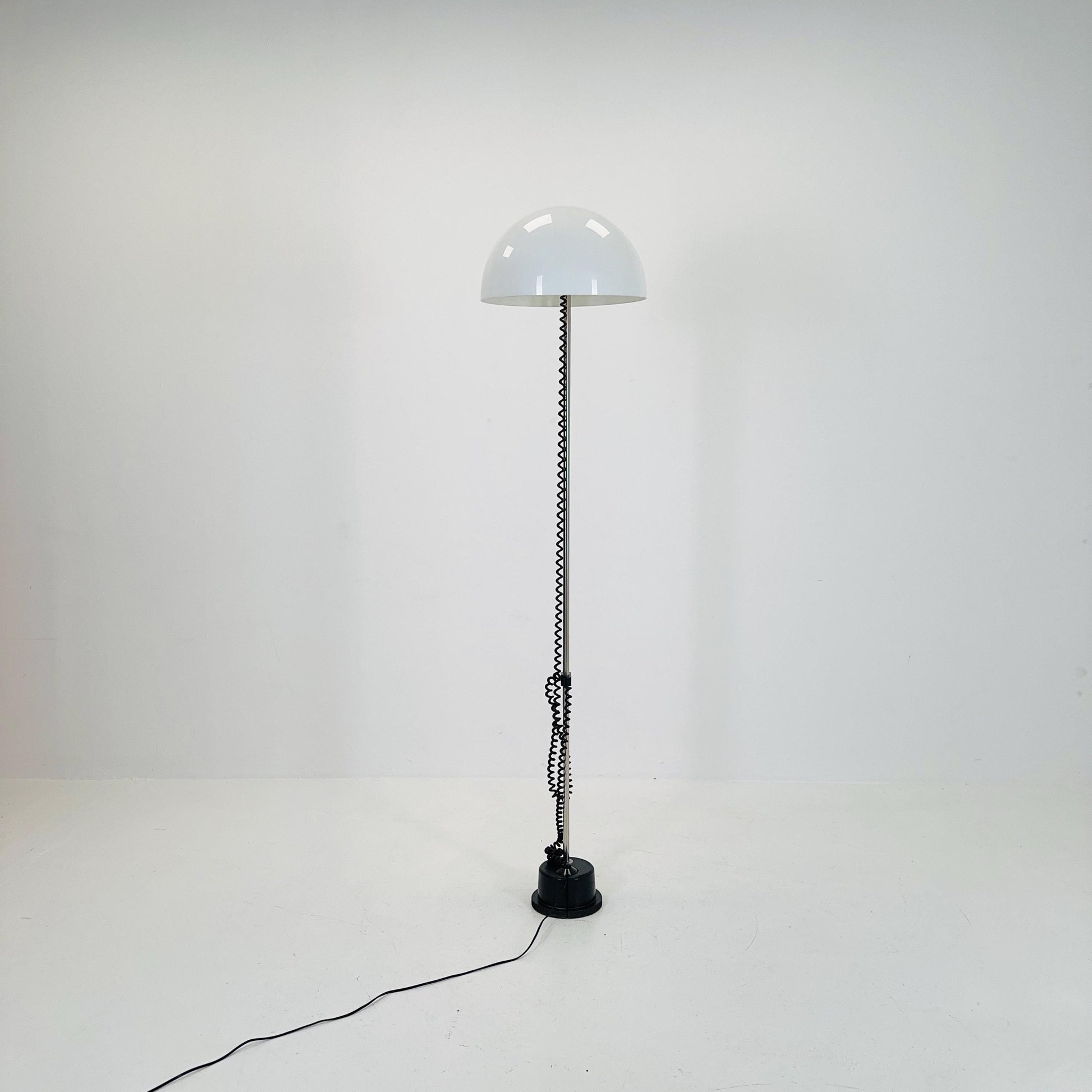Mid century white 4026 floor lamp in acrylic glass & chrome by Carlo Santi for Kartell Design, Italy, 1970s
