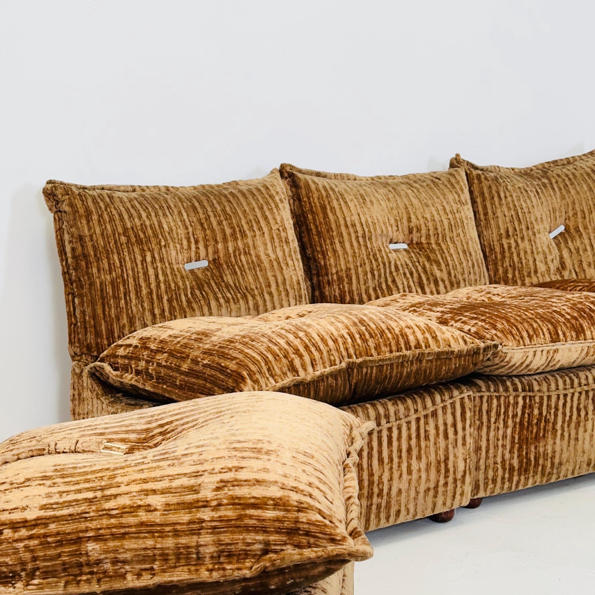 Mid century modular set of 7 / seating group - sofa for Manifattura Italiana 1970s