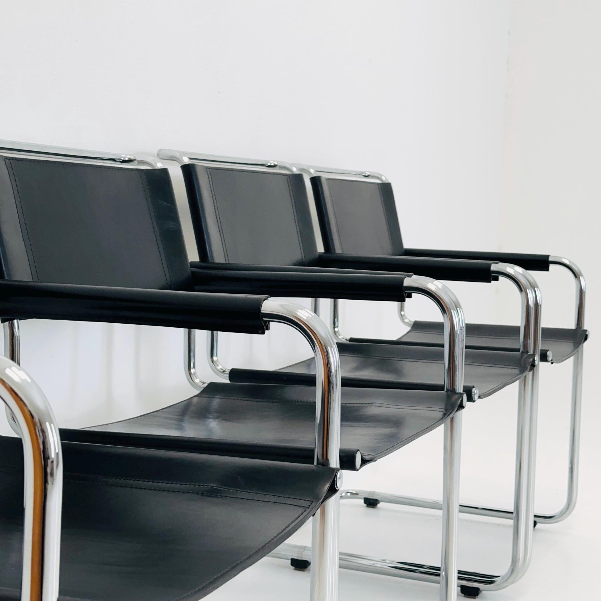 Set of 4 Mid Century S34 armchairs black leather by Mart Stam for Italia Mobilia 1980s