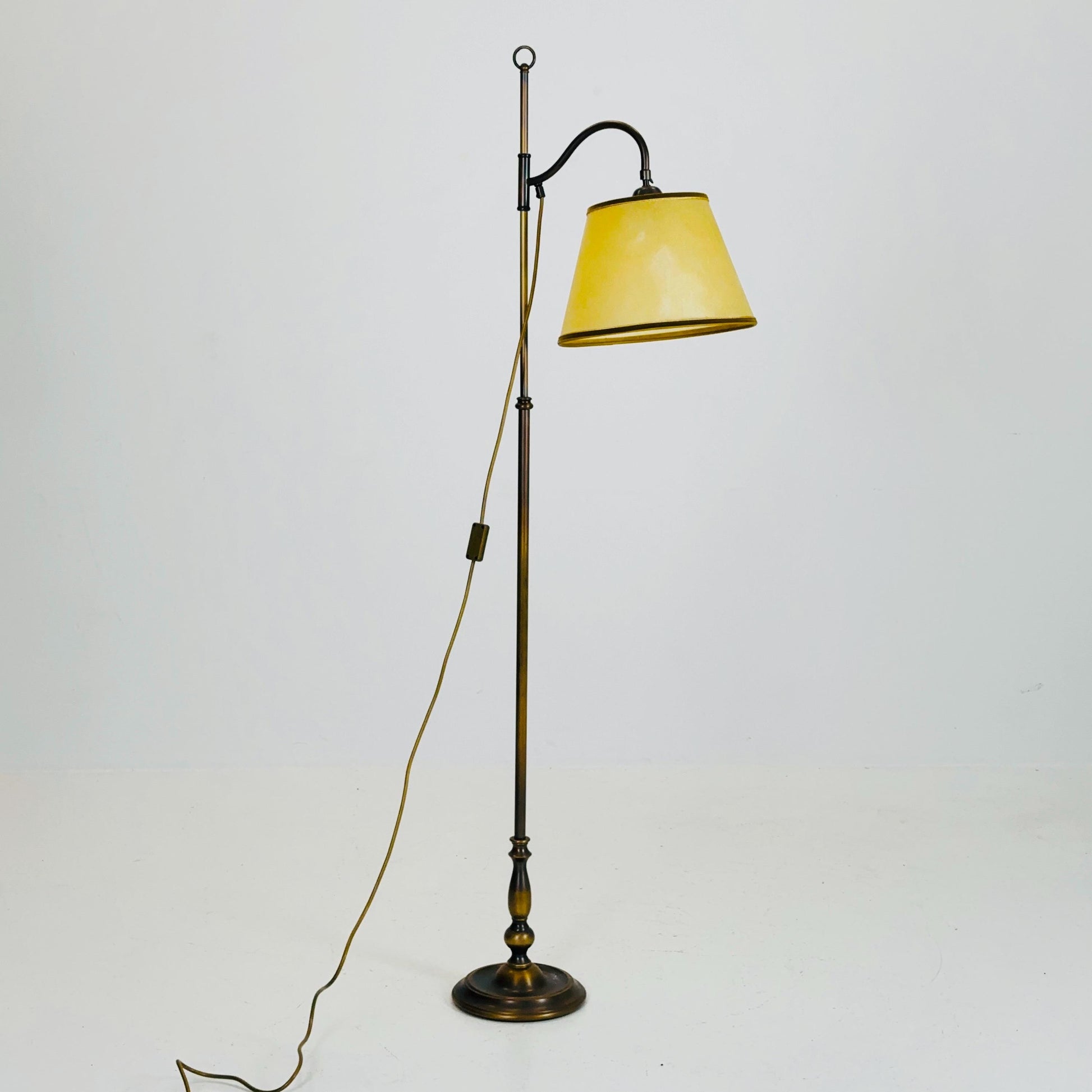 mid century adjustable Brass Column Floor Lamp, Italy 1930s