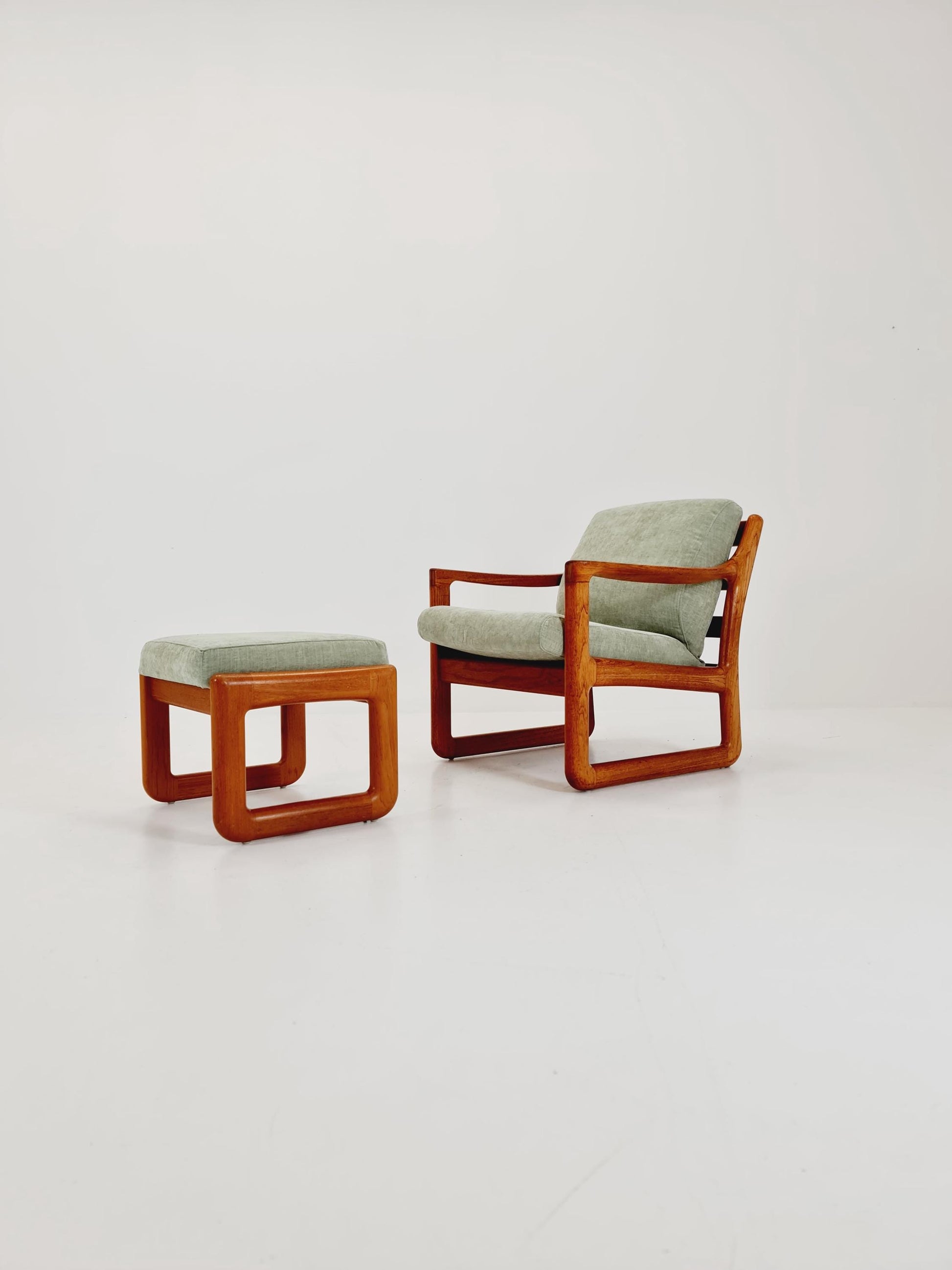 Mid century teak easy lounge chairs With Ottoman by Johannes Andersen for Silkeborg , 1960s