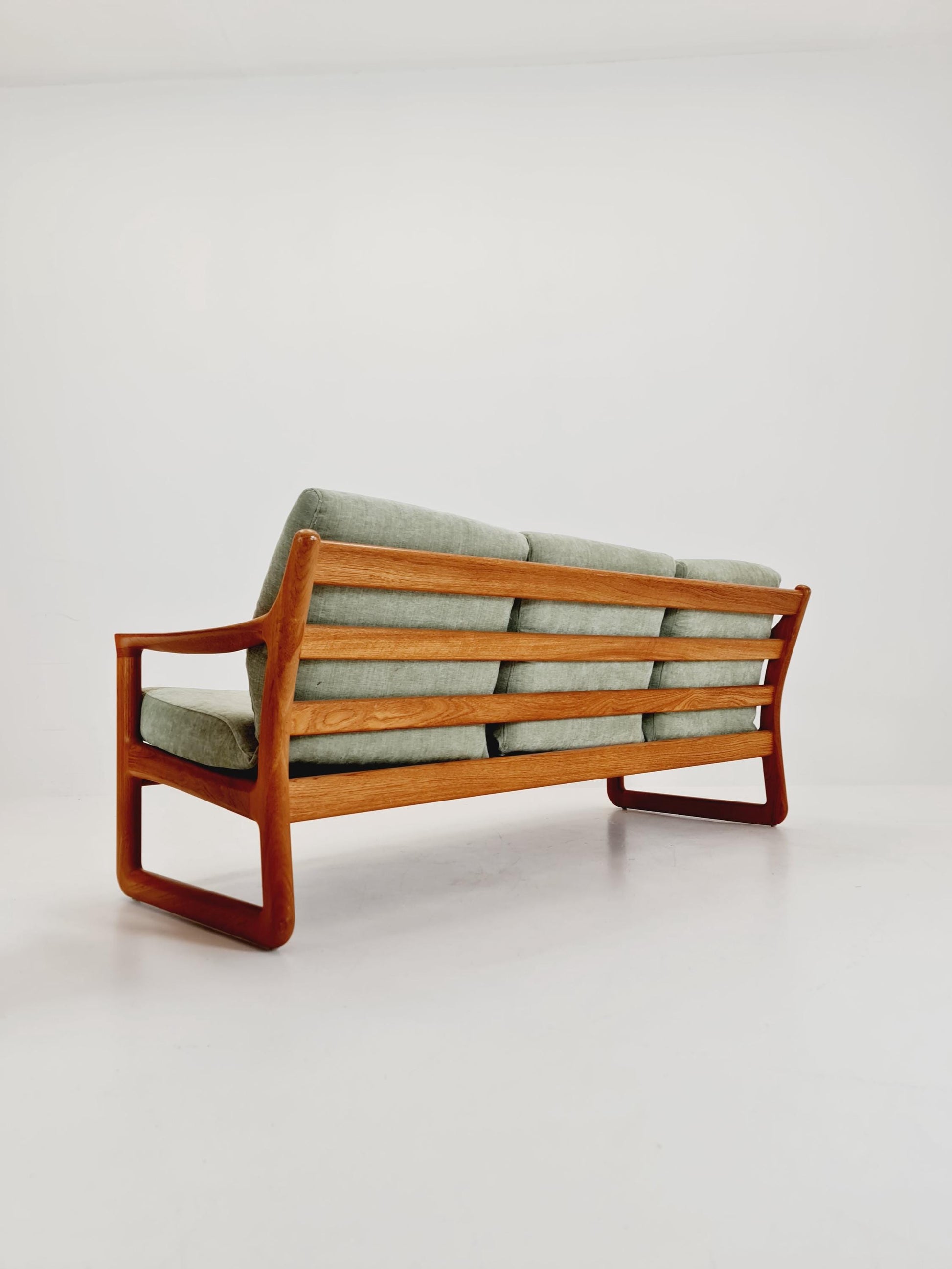 Mid century teak 3 -Seater Sofa by Johannes Andersen for Silkeborg , 1960s