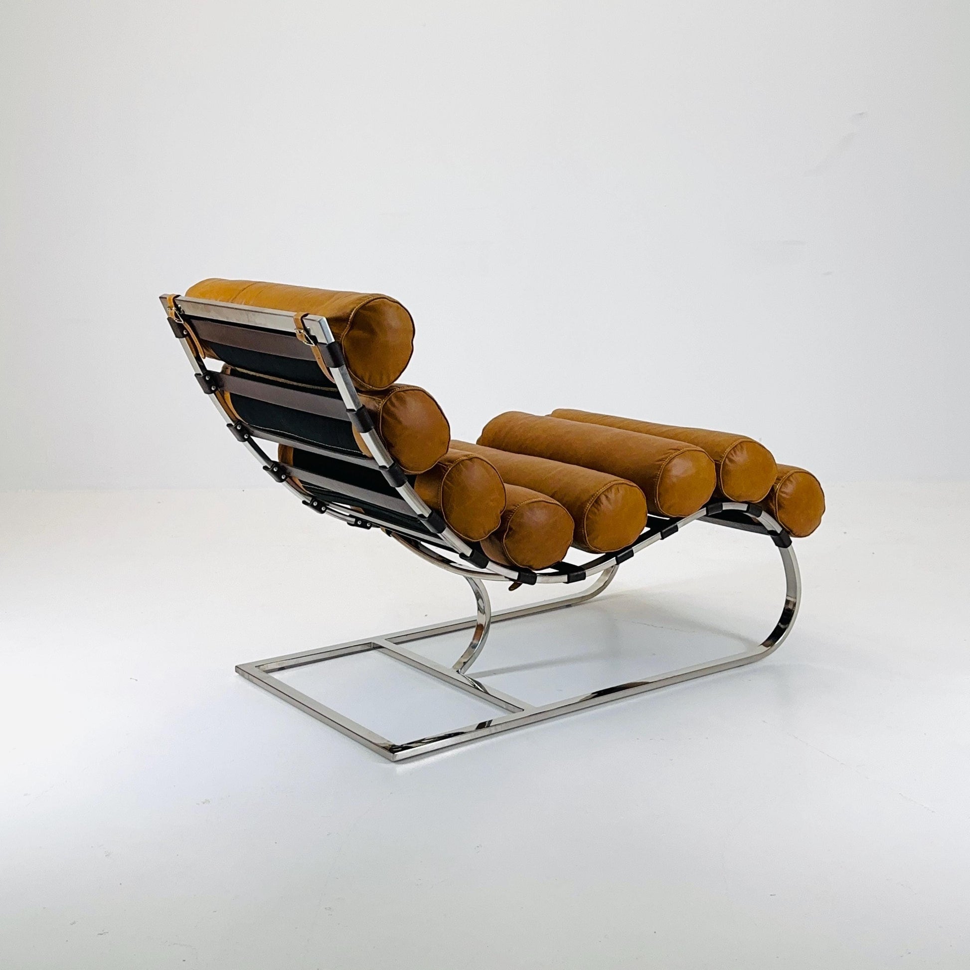 Mid Century Corona Lounge chair cognac leather and chrome, 1980s