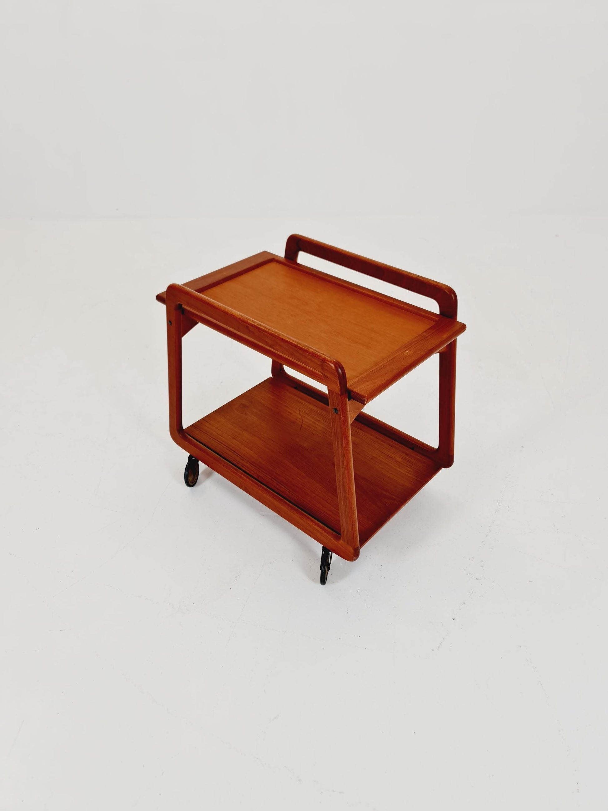 Vintage mid century danish trolley in solid teak/ bar cart By SIKA Mobler , 1960s