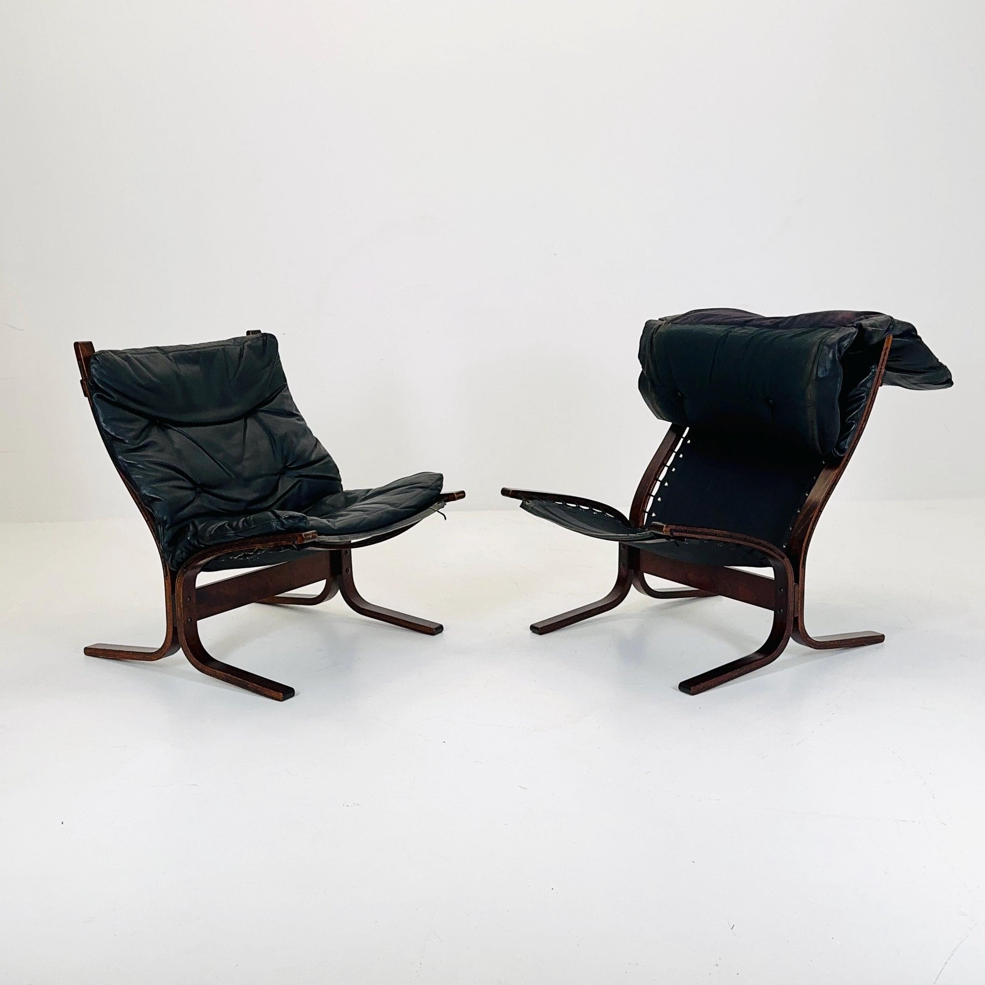 Set of 2 Mid century armchair “Siesta” by Ingmar Relling, Westnofa Furniture, Norway 1960s