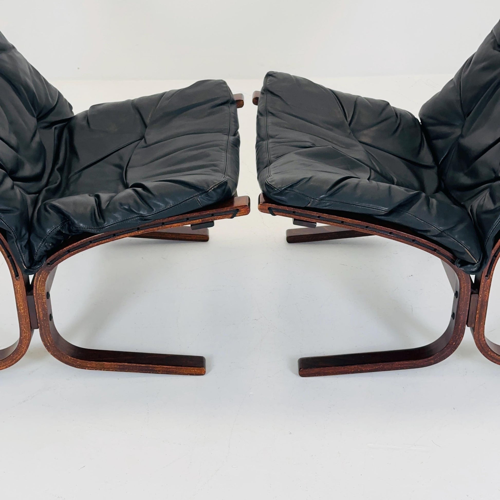 Set of 2 Mid century armchair “Siesta” by Ingmar Relling, Westnofa Furniture, Norway 1960s