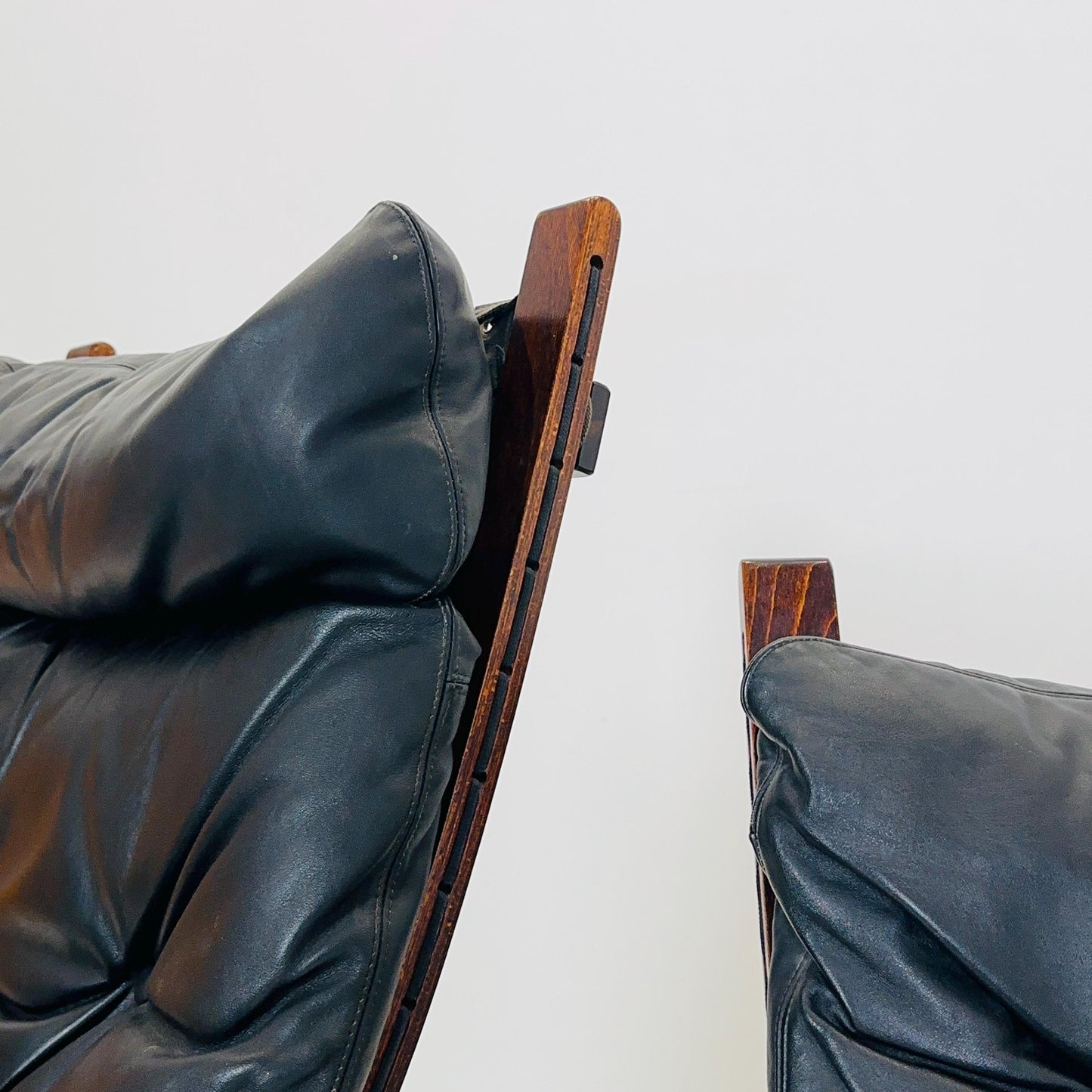 Set of 2 Ingmar Relling “Siesta” Chairs – Highback & Lowback Models in Black Leather with Bentwood Frames, 1960s