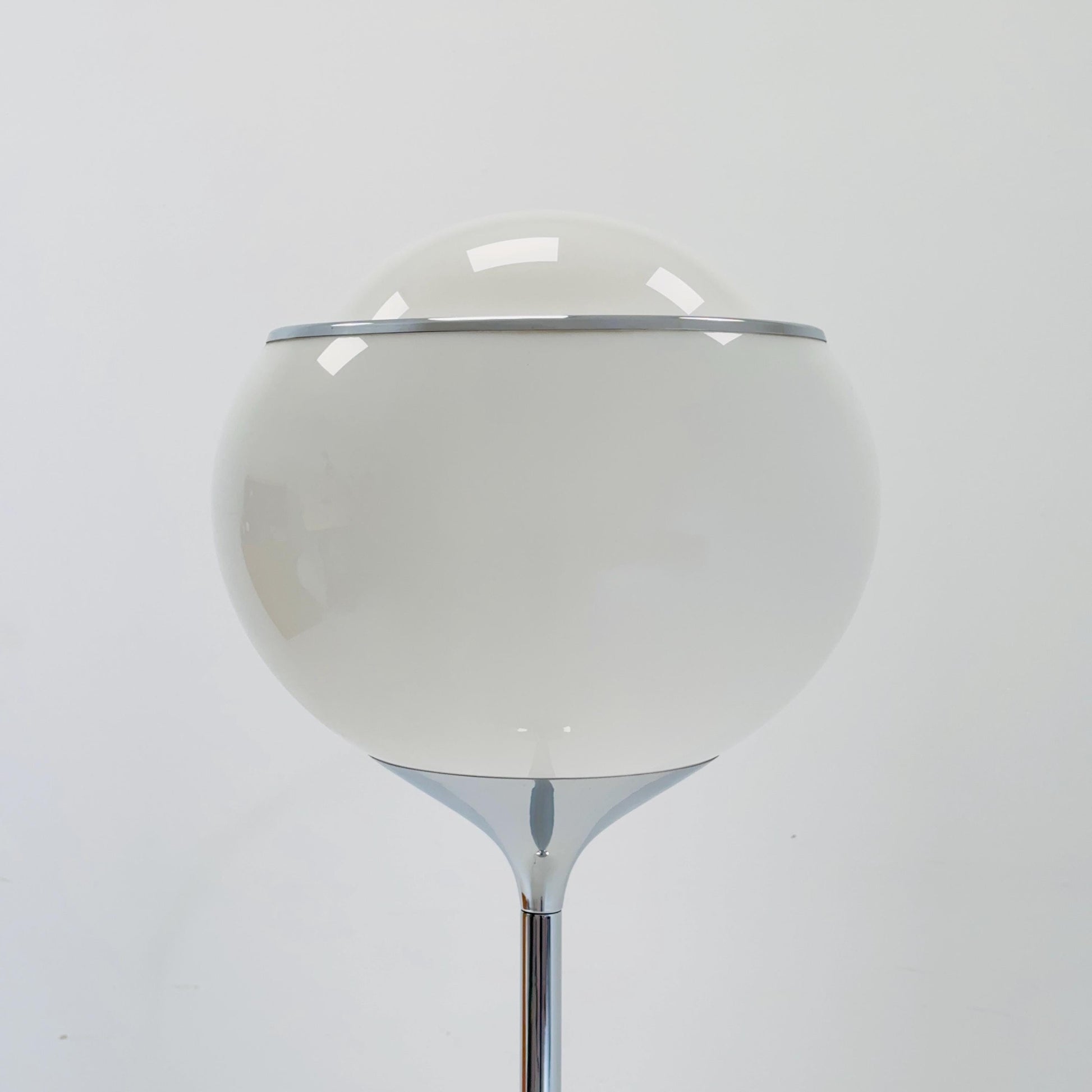 Mid century Bud Grande Floor Lamp by Studio 6G by Luigi Massoni for Guzzini, 1968