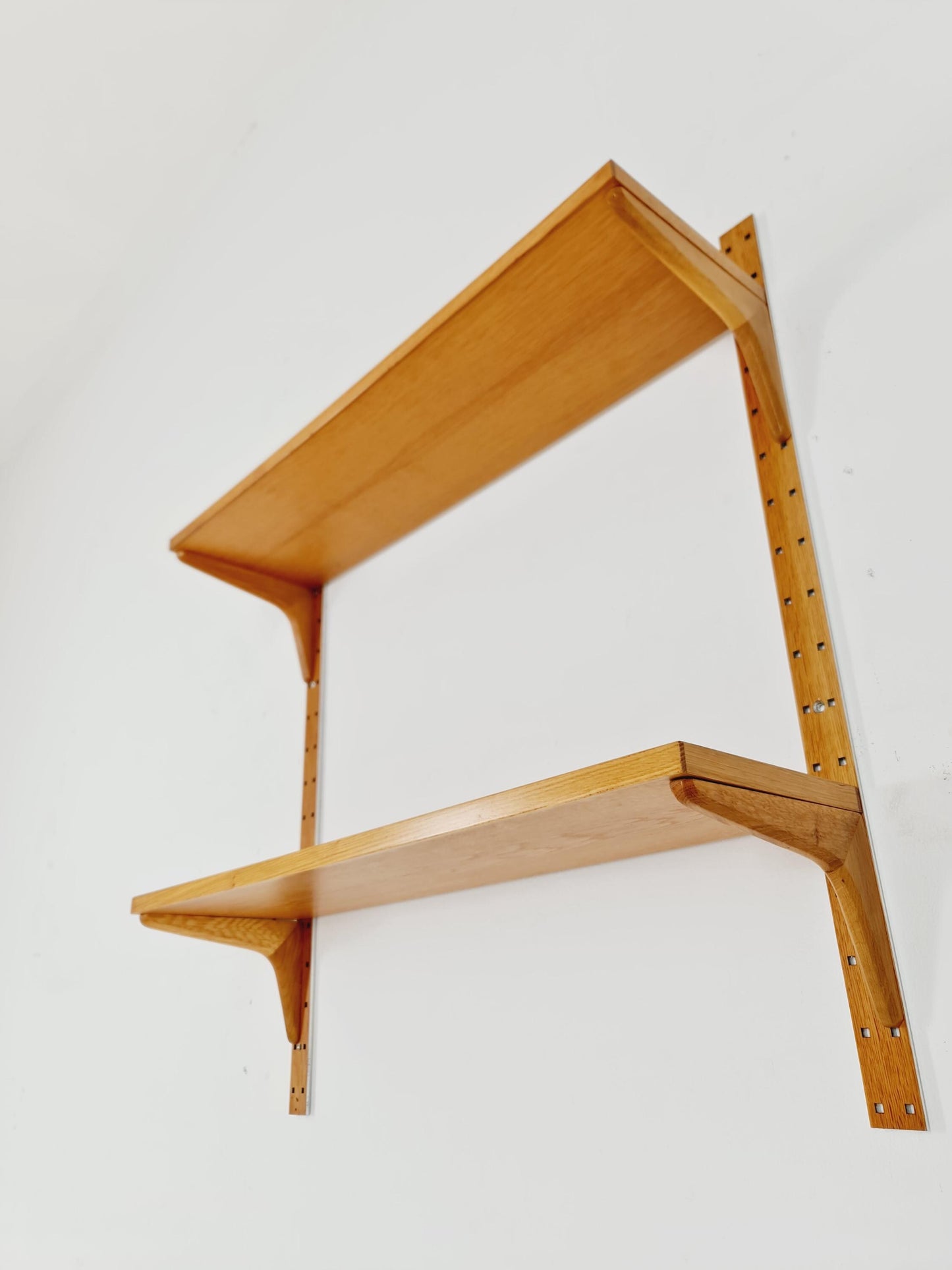 Danish modern Oak shelving system by Hansen & Guldborg Mobler, Denmark, 1960s