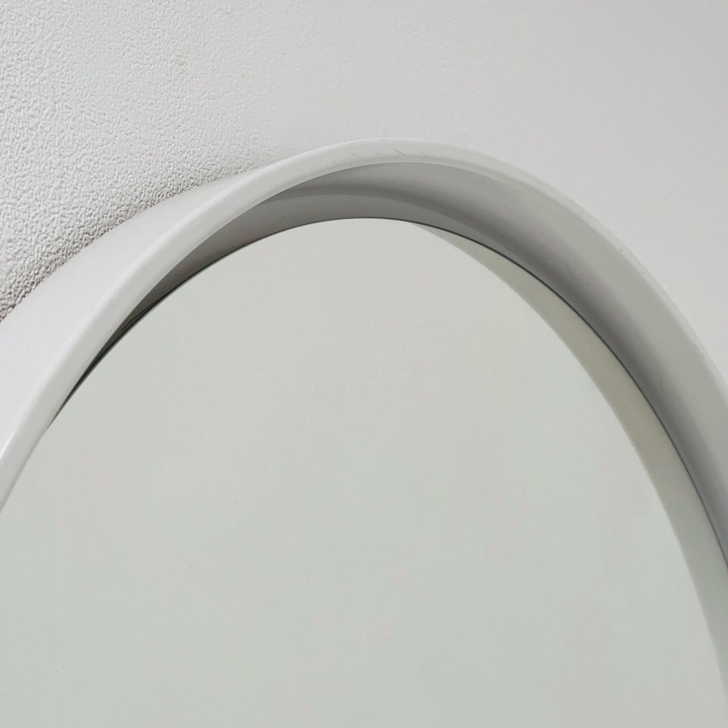 Space age/mid century large plastic frame round mirror 1970s