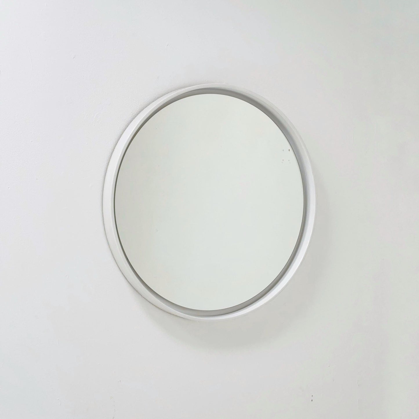 Space age/mid century large plastic frame round mirror 1970s