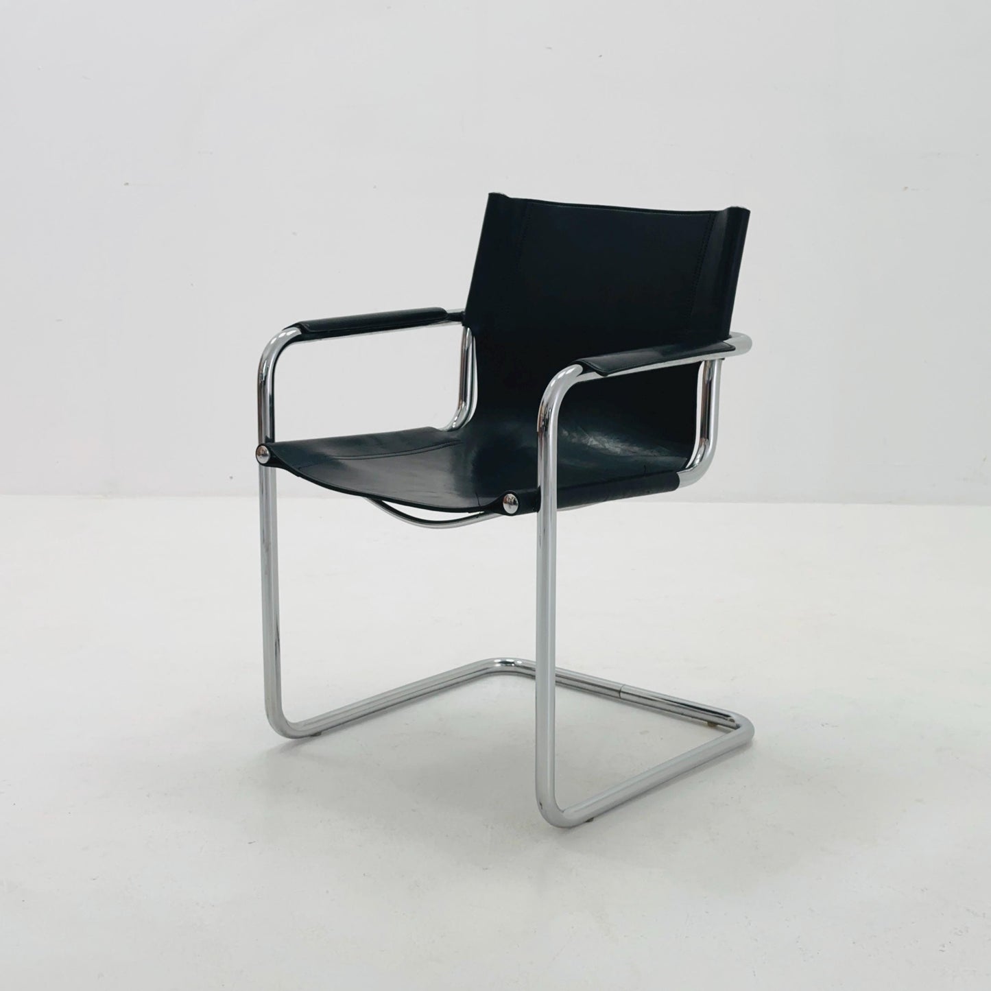 Mid century armchair by Matteo Grassi Model visitor black leather Italy 1980s