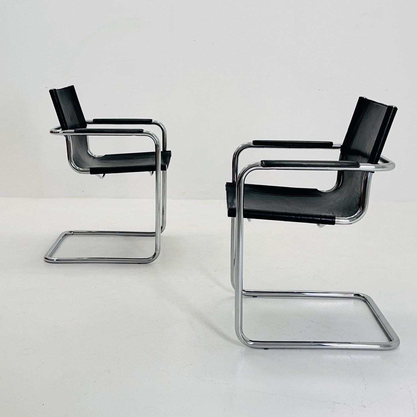 Set of 2 Mid century Matteo Grassi visitor armchairs black leather Italy 1980s