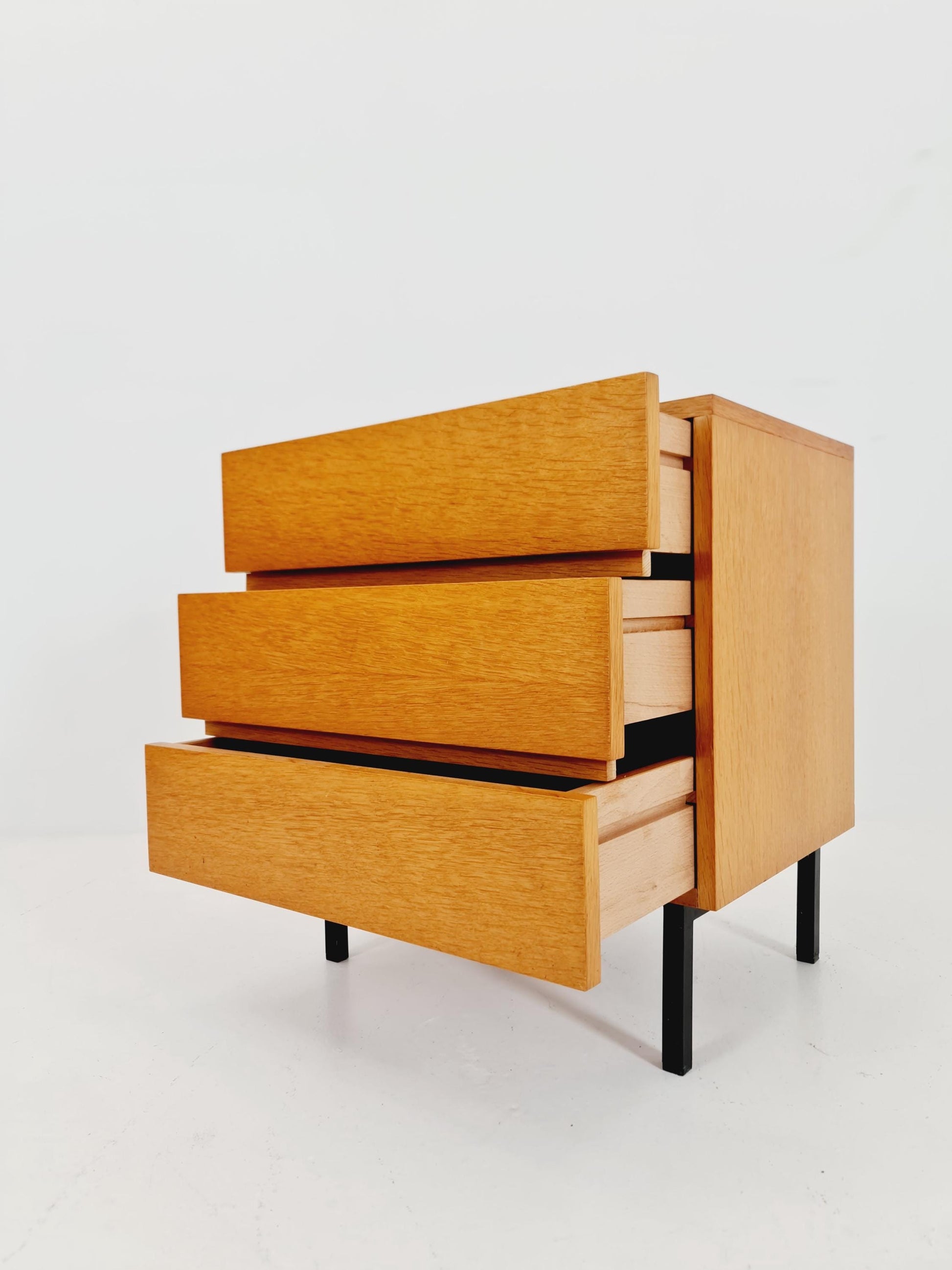 Midcentury German Oak chest of drawers by Mustring Möbel 1960s