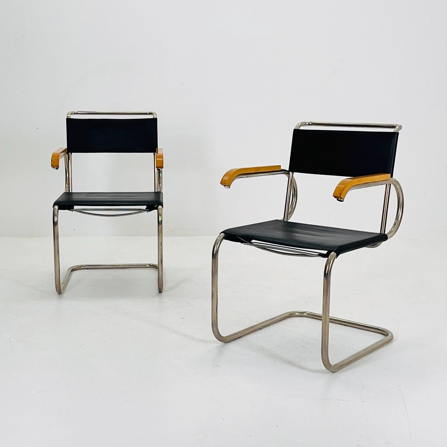 1 of 2 Mid century Cantilever D40 armchair for Marcel Breuer By Tecta Germany 1980s