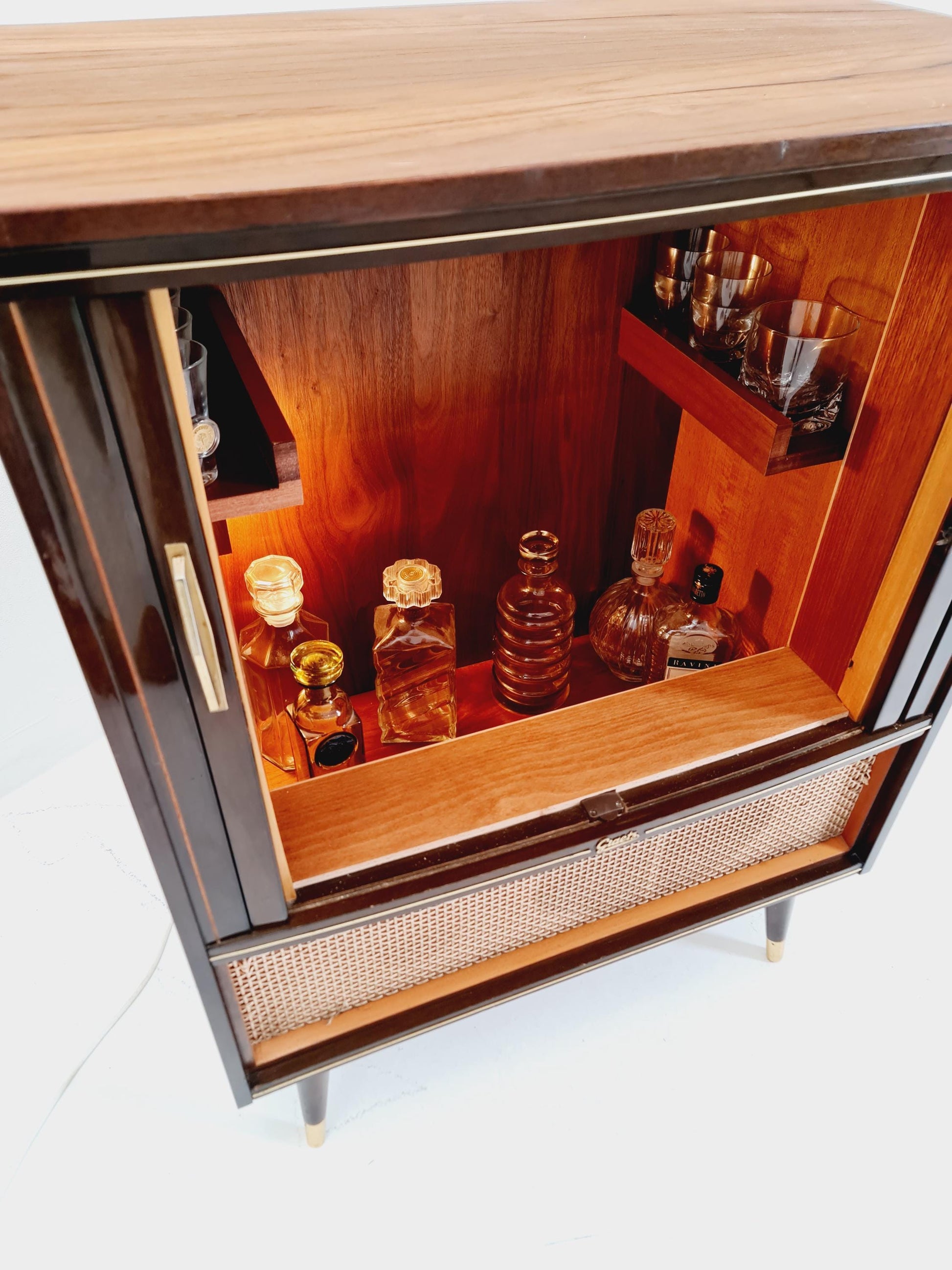 Rare Mid century walnut German bar/ sideboard, BY Graetz 1950s