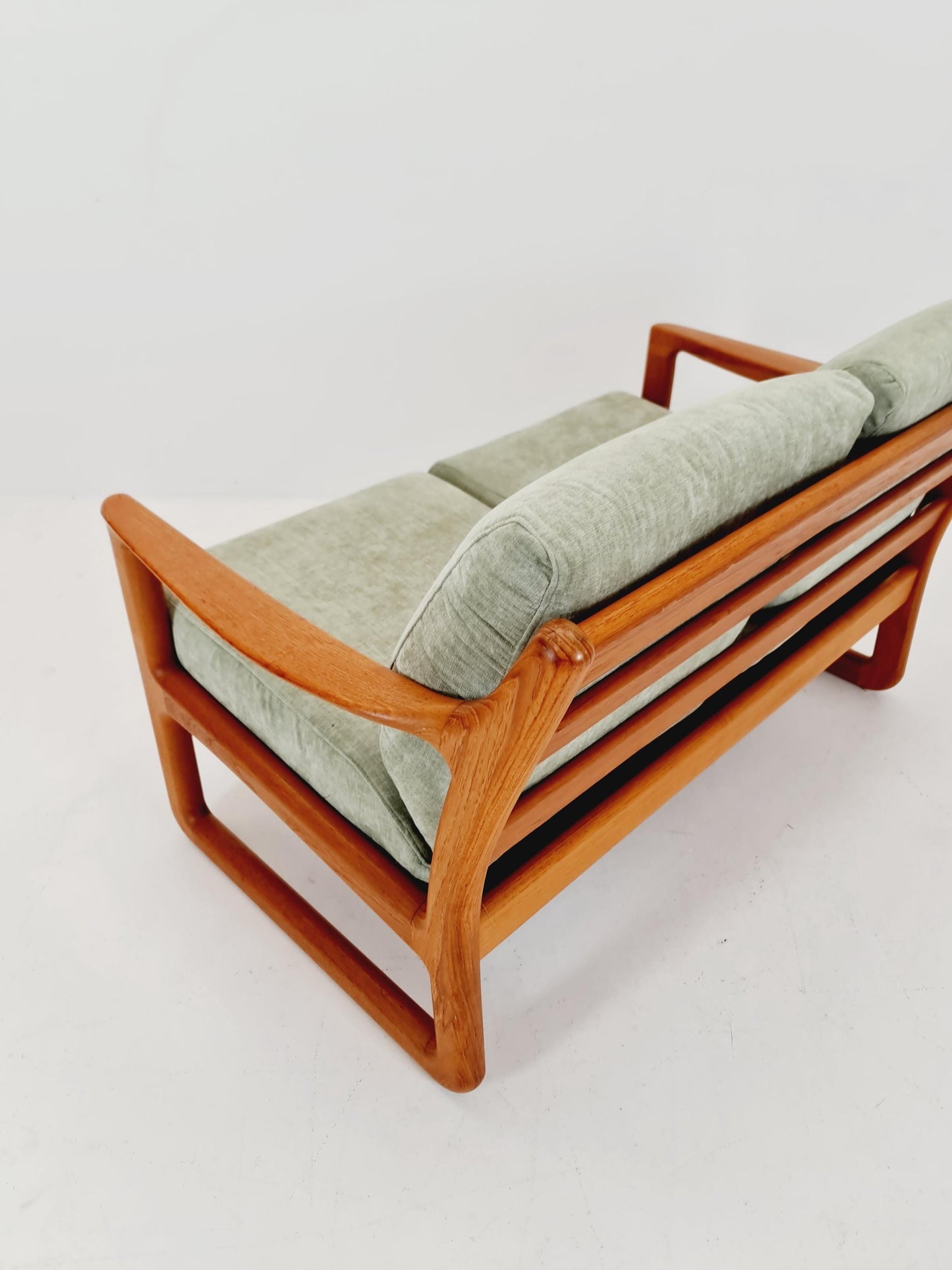 Mid century teak 2-Seater Sofa by Johannes Andersen for Silkeborg , 1960s
