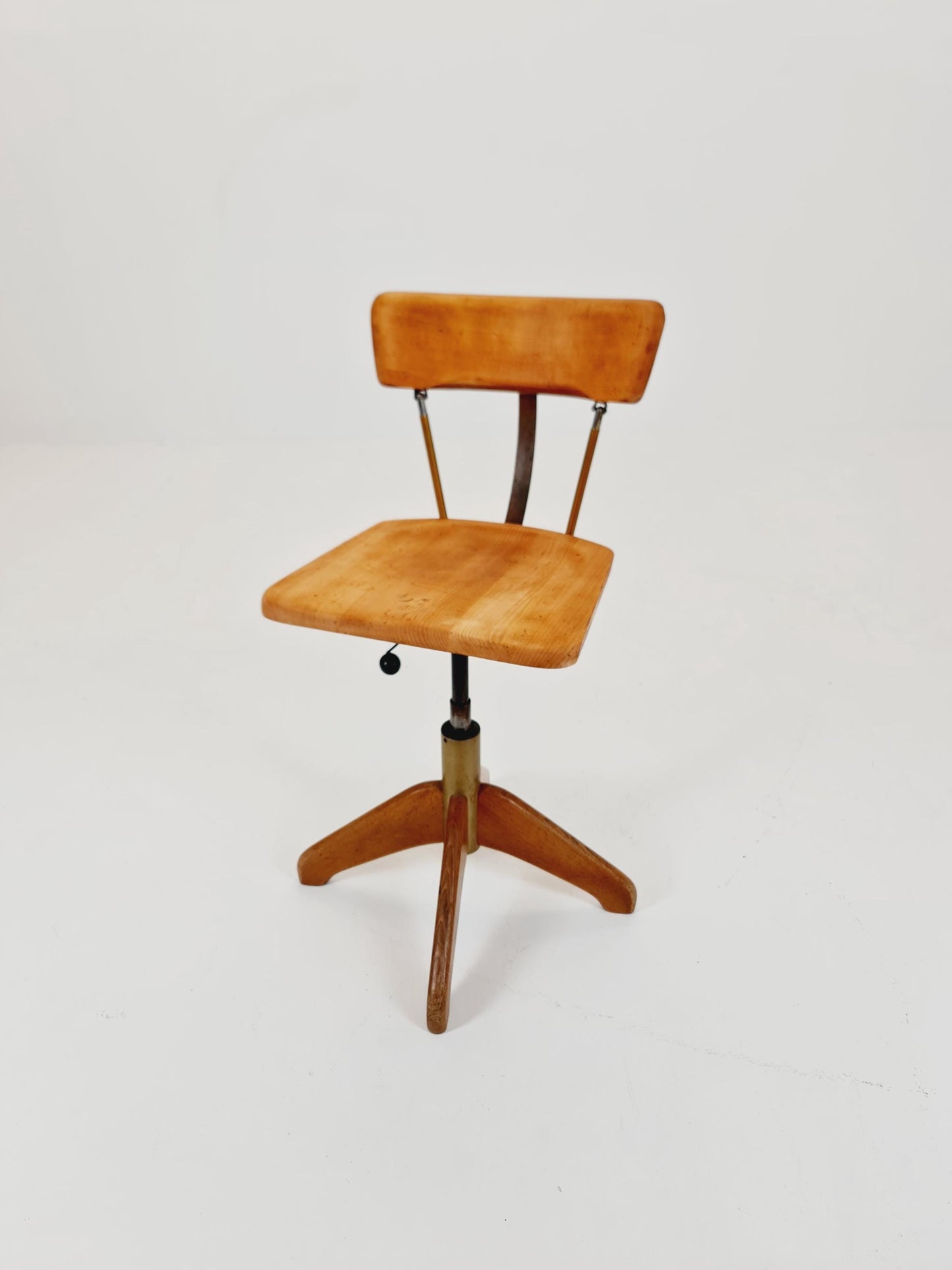 Bauhaus swivel office chair in solid wood By Stoll Giroflex ,1950s