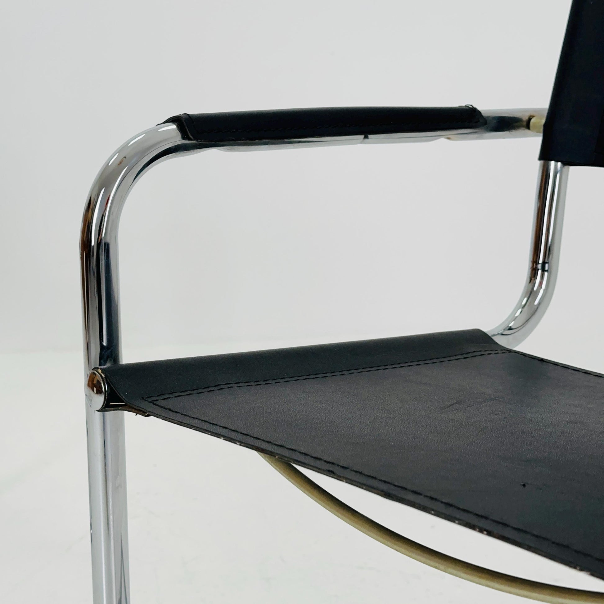 1 of 6 Mid Century iconic Mart Stam S34 armchair / Bauhaus chrome tube steel and leather / 80s vintage cantilever chair s43