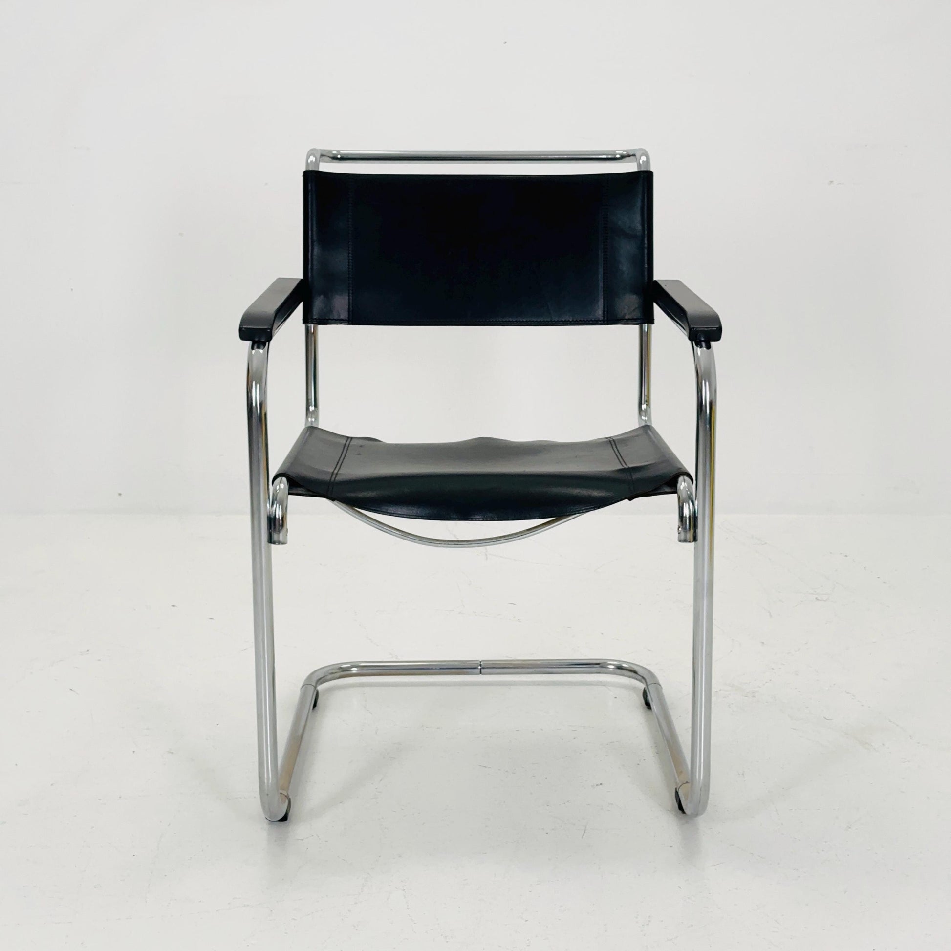 Bauhaus black leather iconic armchair by Mart Stam for Thonet 1980s