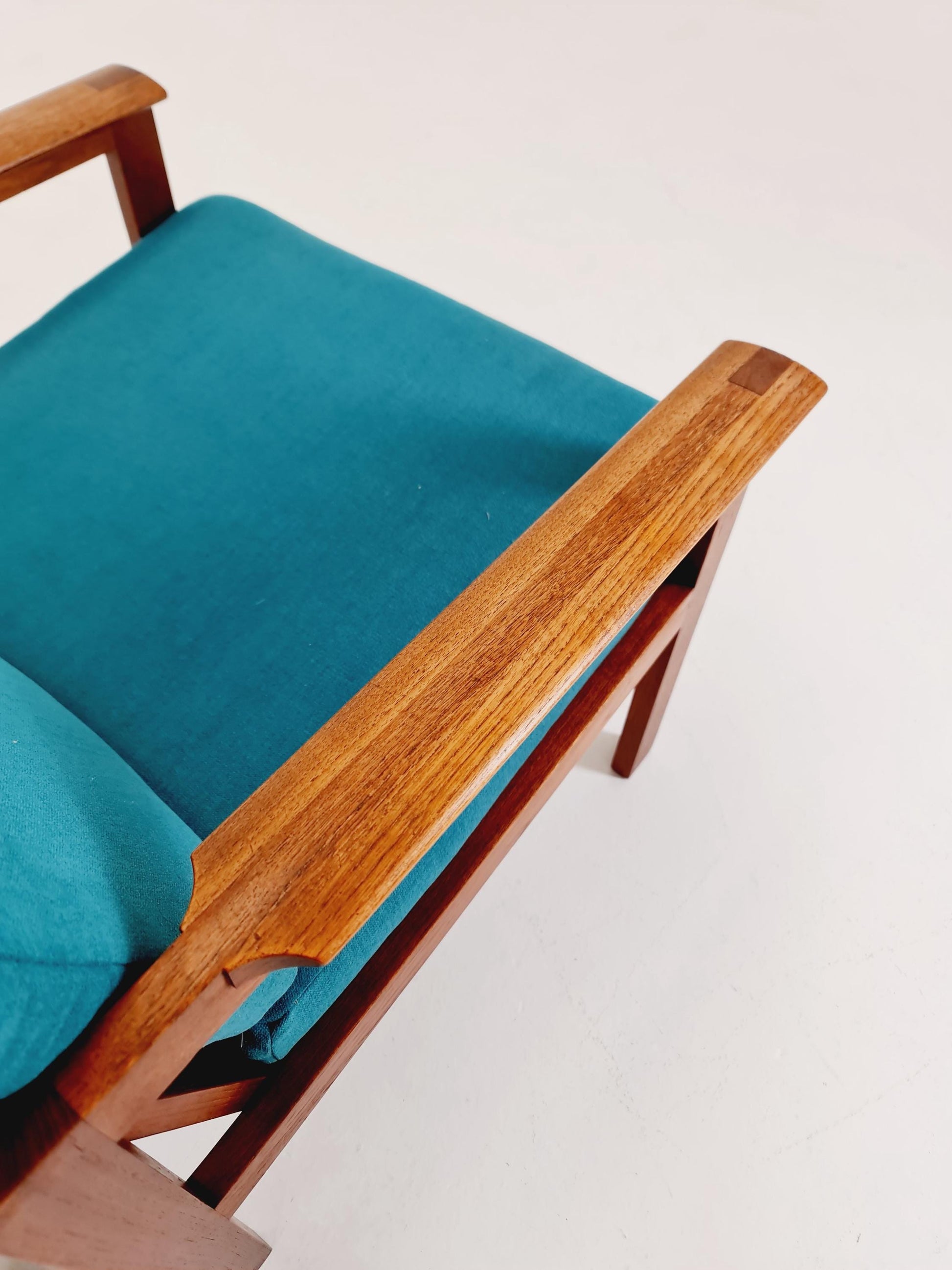 Mid century easy lounge chairs by Illum Wikkelso for Niels Eilersen , 1960s, Set of 2